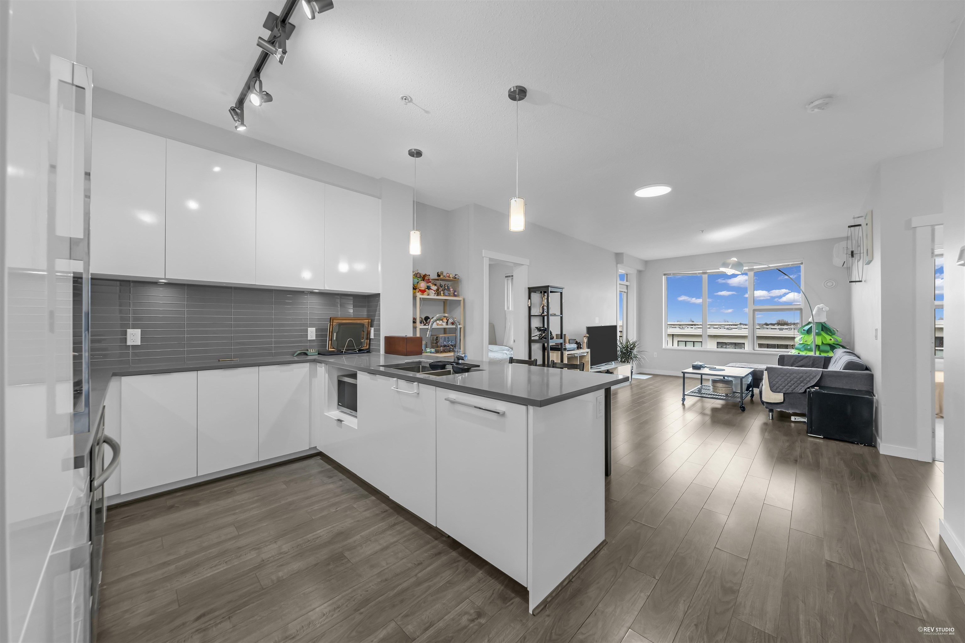 508 9399 ALEXANDRA ROAD, R3020898, BC,