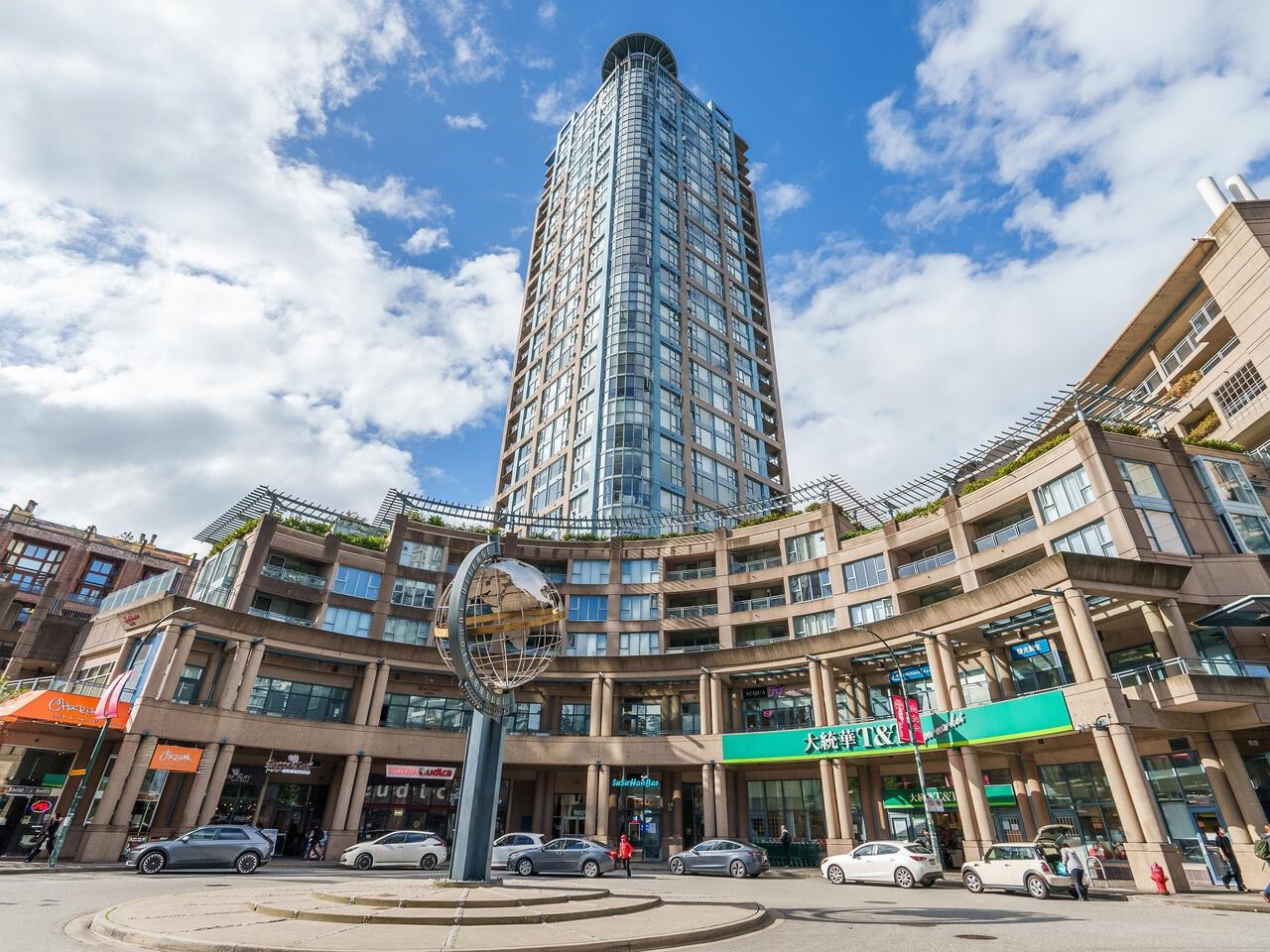 1402 183 KEEFER PLACE, R3021158, BC,