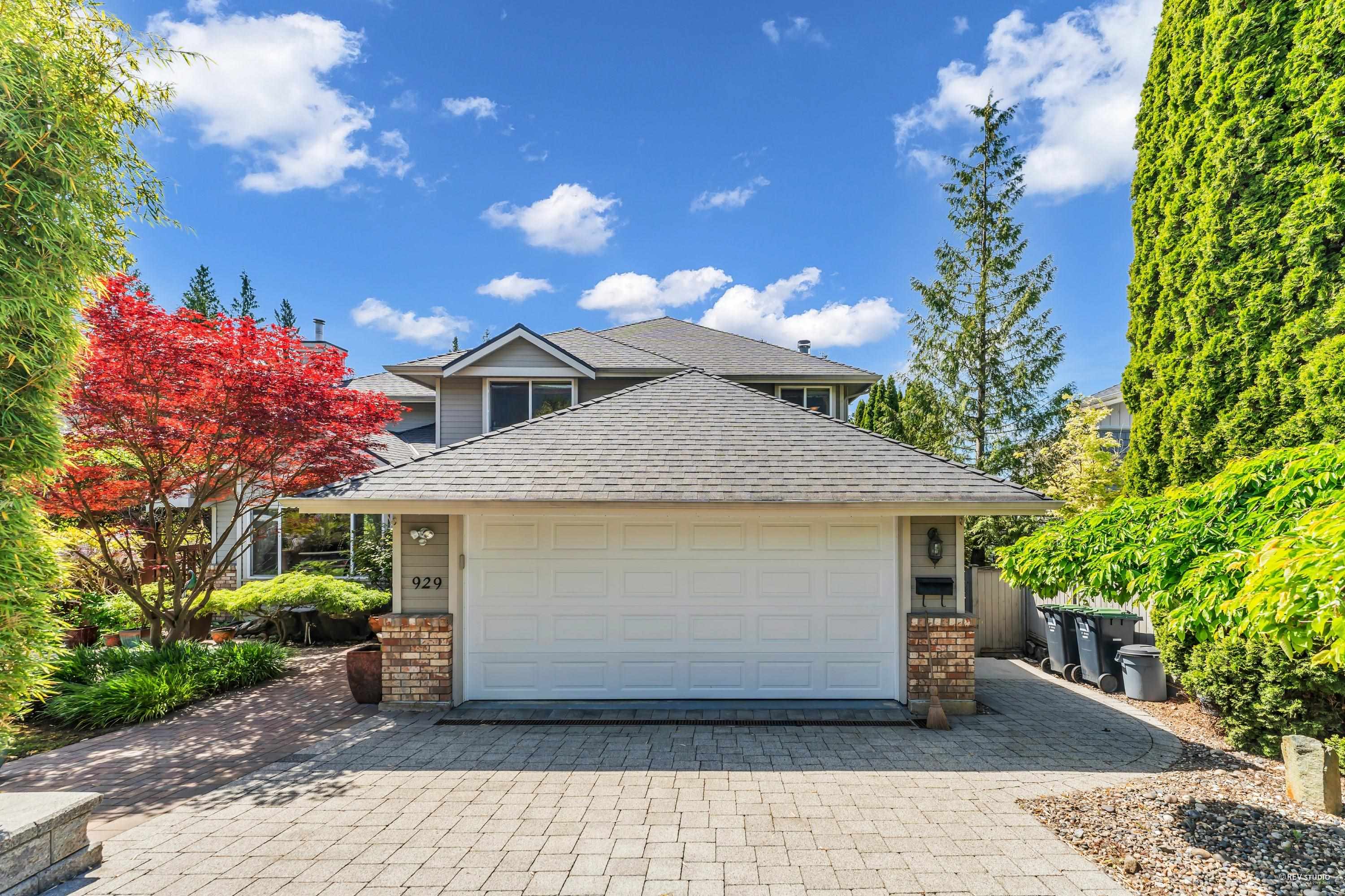 929 MELBOURNE AVENUE, North Vancouver BC V7R 1N8, R3021211, BC,