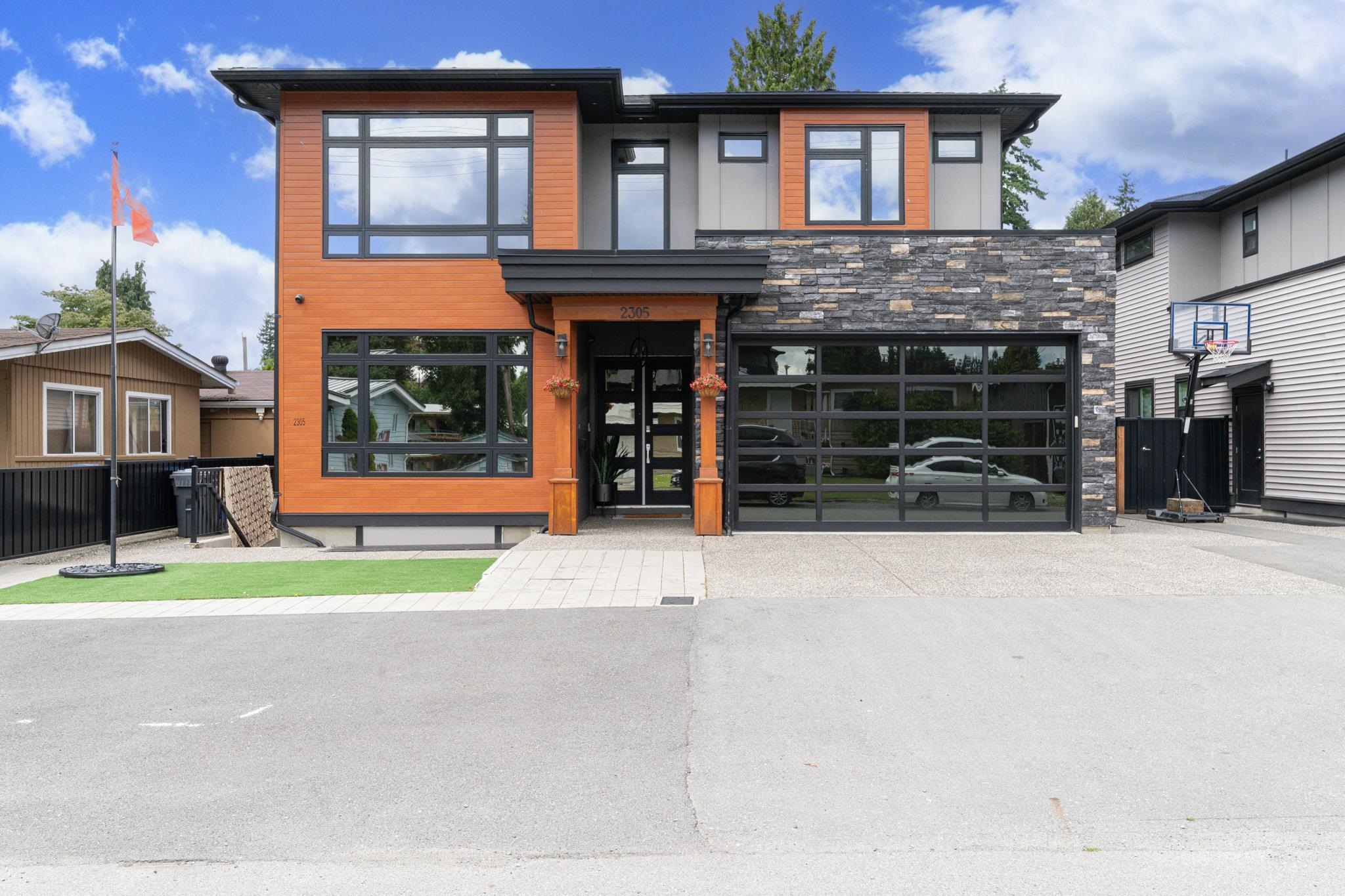 2305 LYNDEN STREET, Abbotsford BC V2T 3B8, R3021321, BC,