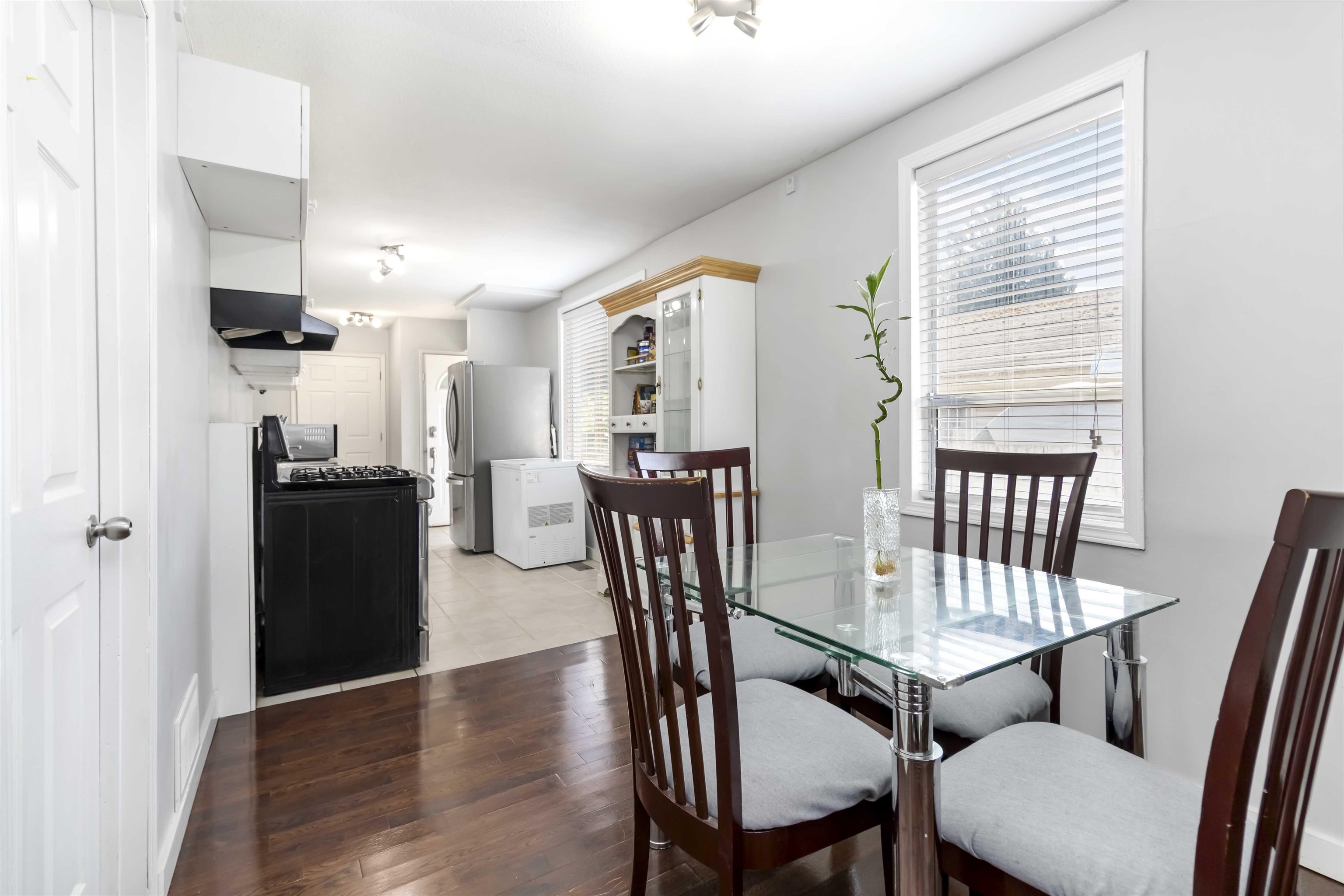 8872 ELM DRIVE, Chilliwack BC V2P 4Y7, R3021851, BC,