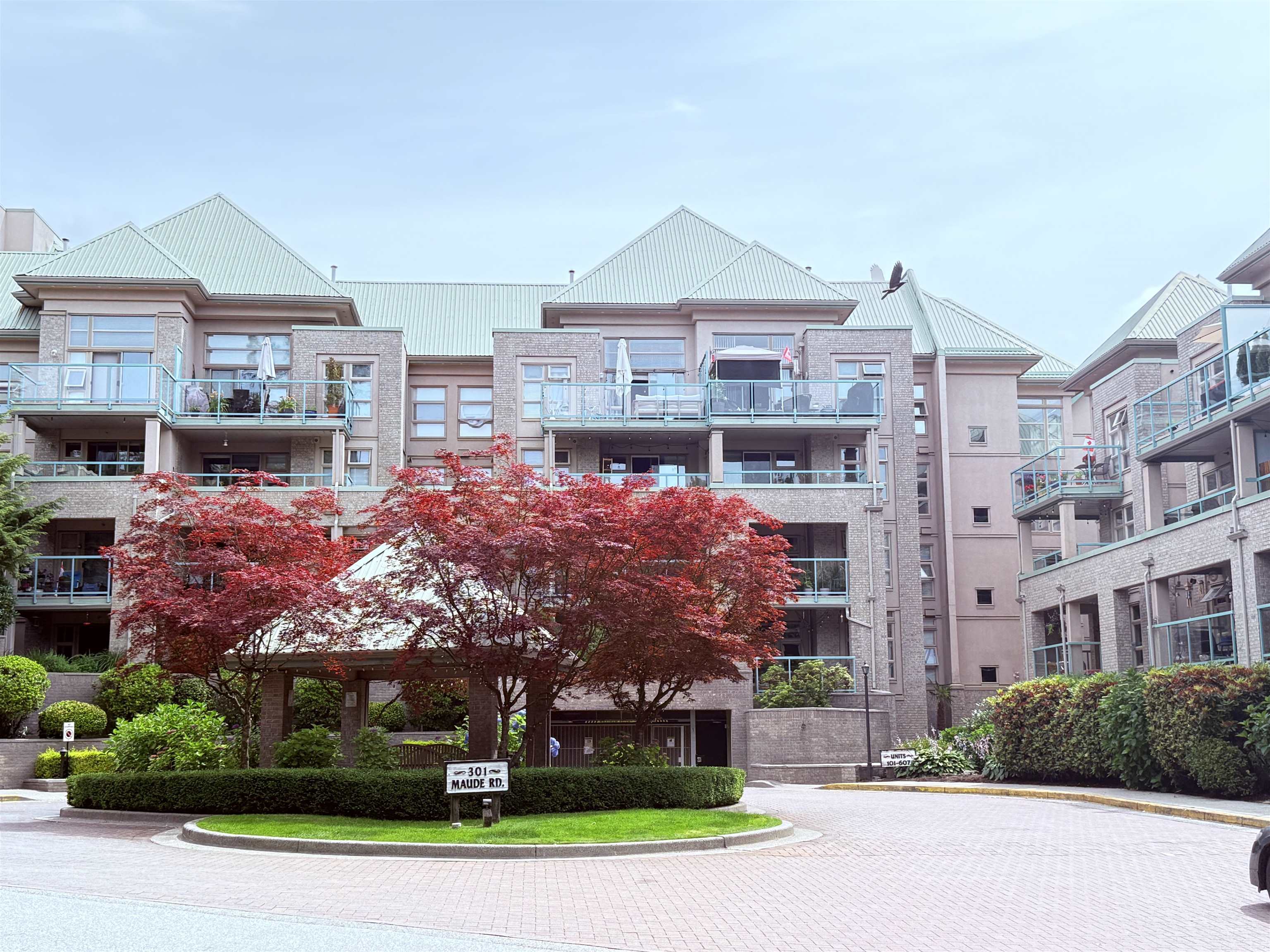 205 301 MAUDE ROAD, R3022004, BC,