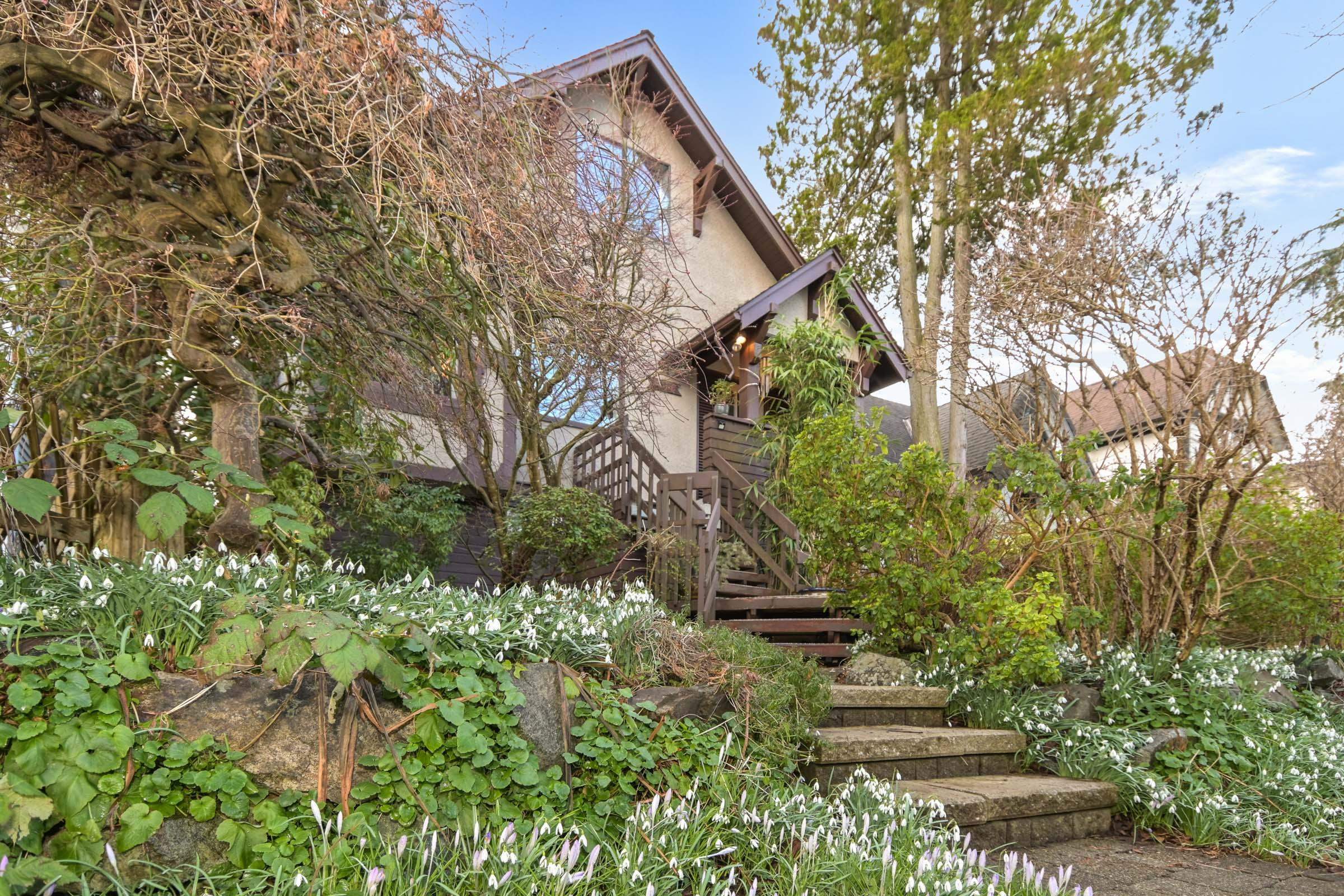 4548 W 12TH AVENUE, Vancouver BC V6R 2R5, R3022456, BC,