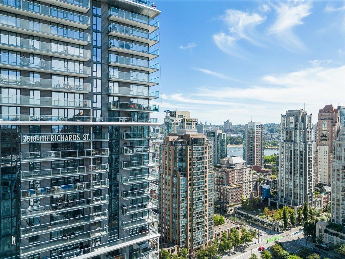 2510 1111 RICHARDS STREET, R3022604, BC,