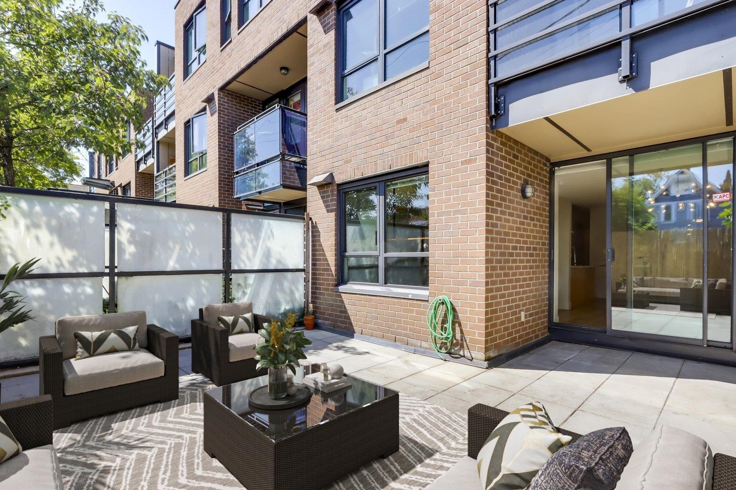 215 2150 HASTINGS STREET, R3022750, BC,