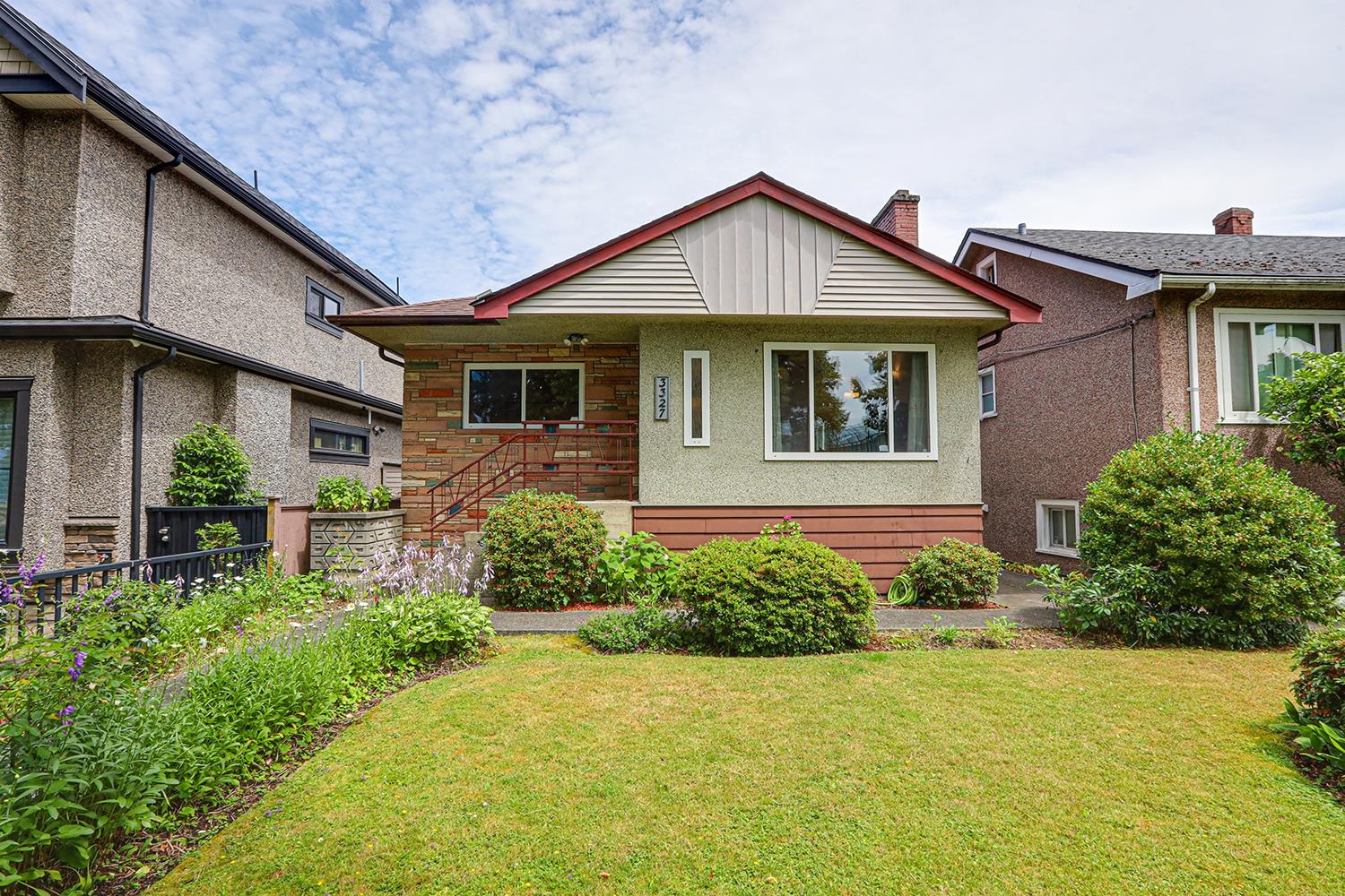3327 PRICE STREET, Vancouver BC V5R 5P8, R3023555, BC,