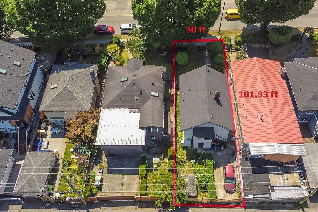 MLS® listing #R3023606 for sale located at 1165 E 33RD AVENUE, Vancouver BC V5V 3B4