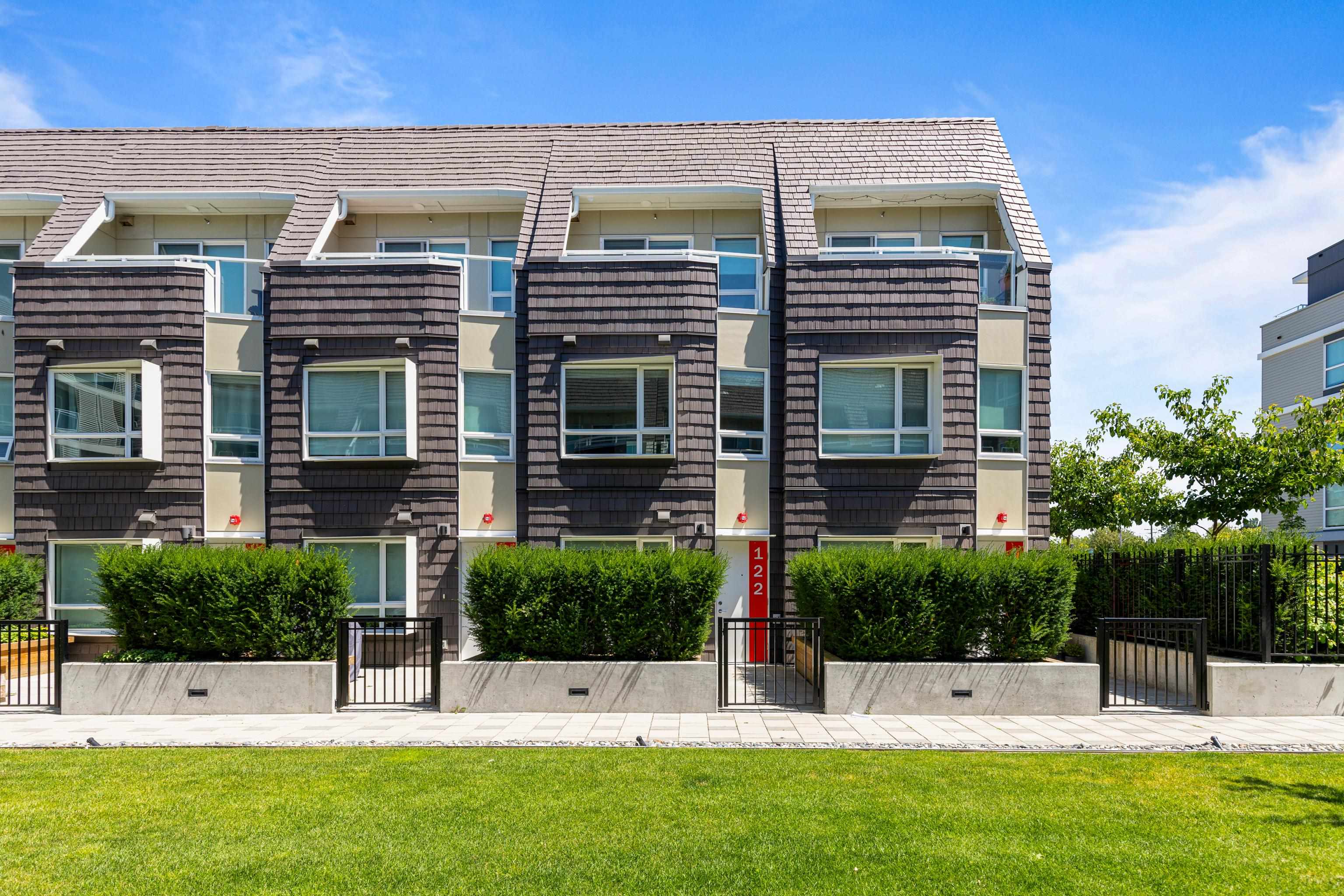 122 12040 PLAZA STREET, R3023787, BC,