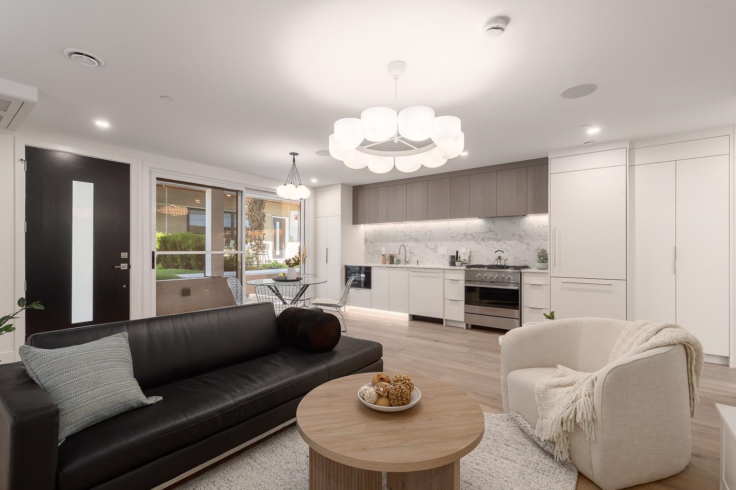 1143 W 33RD AVENUE, Vancouver BC V6M 1A3, R3023858, BC,