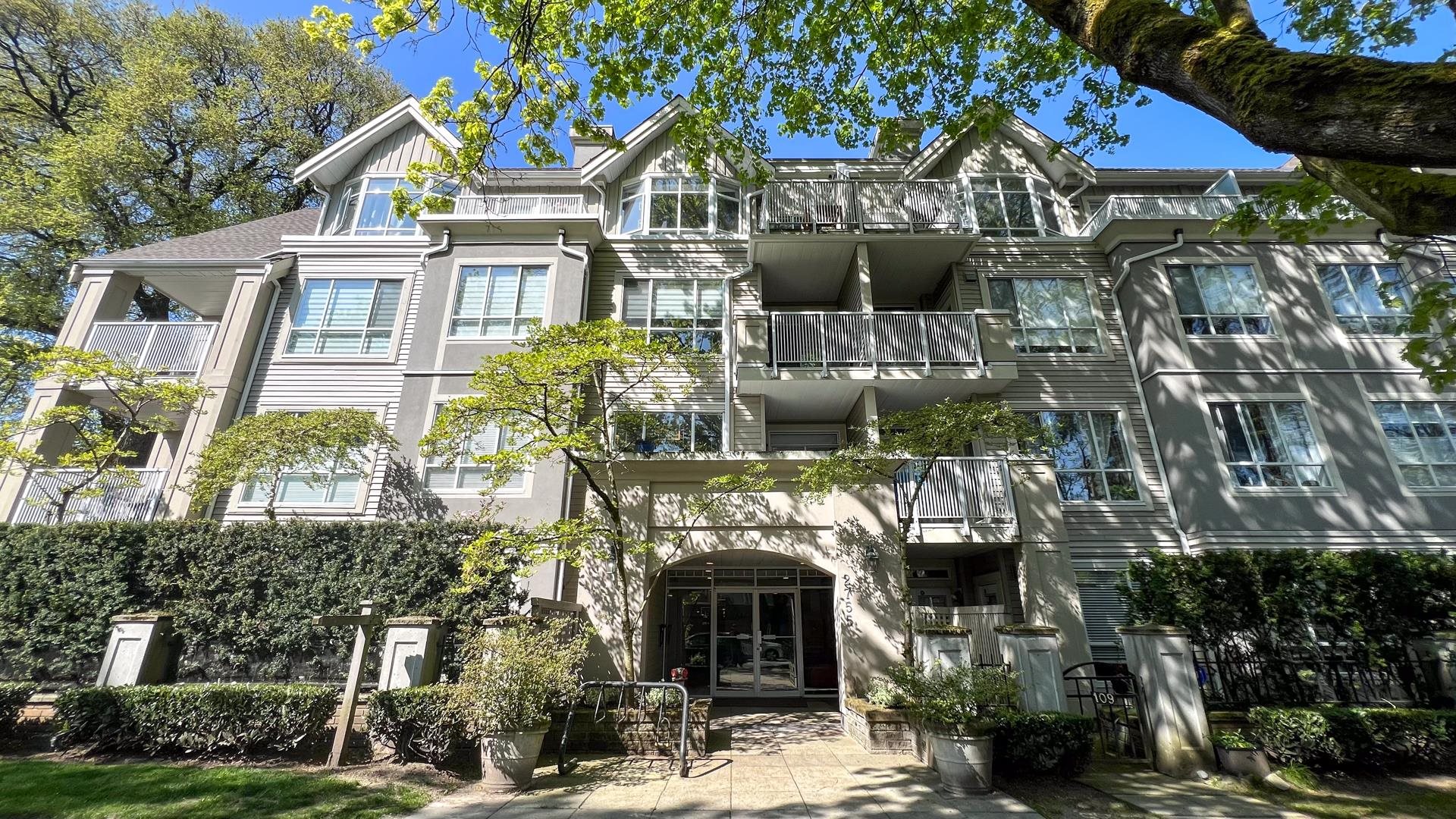 404 2755 MAPLE STREET, R3024132, BC,