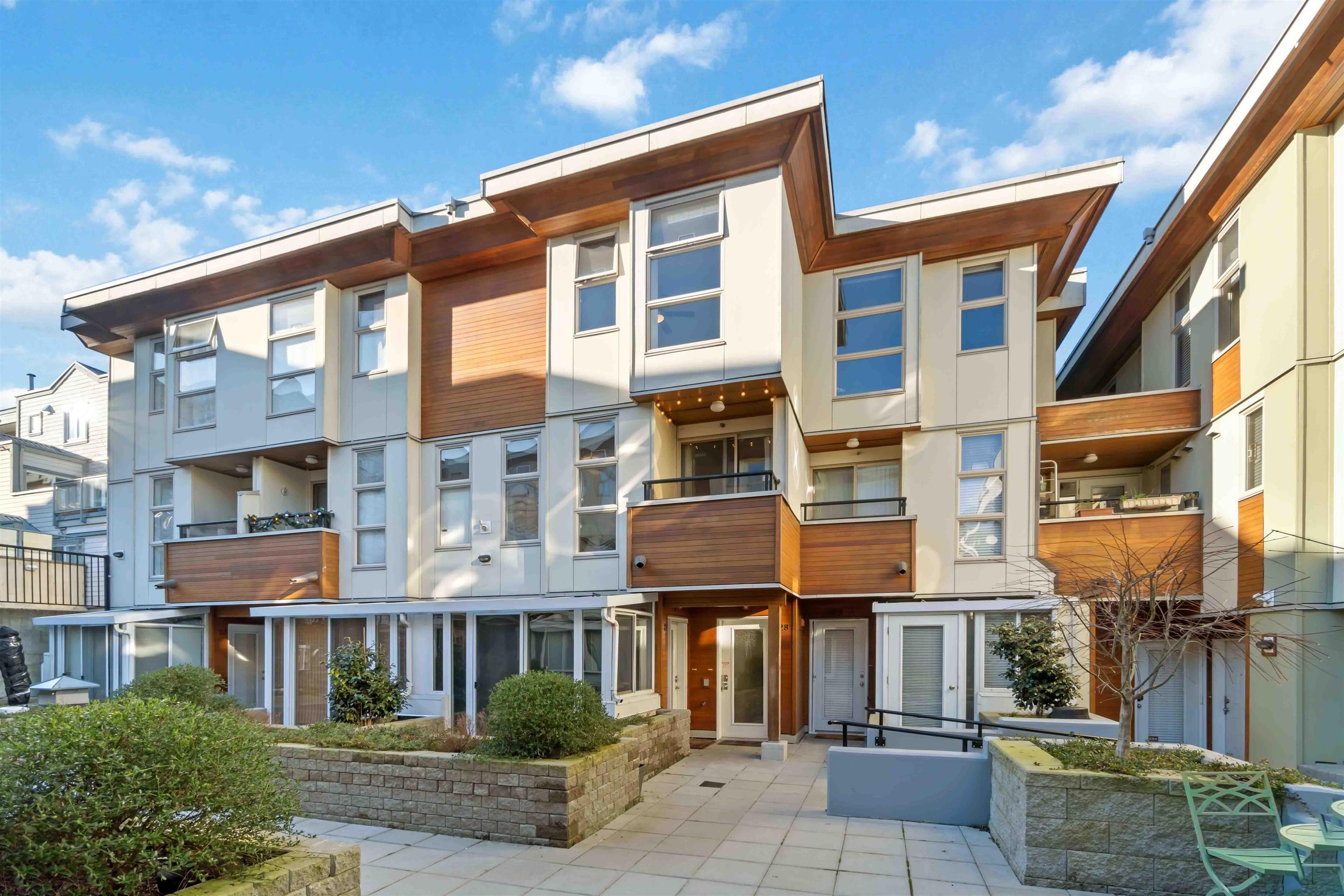 28 638 6TH AVENUE, R3024207, BC,