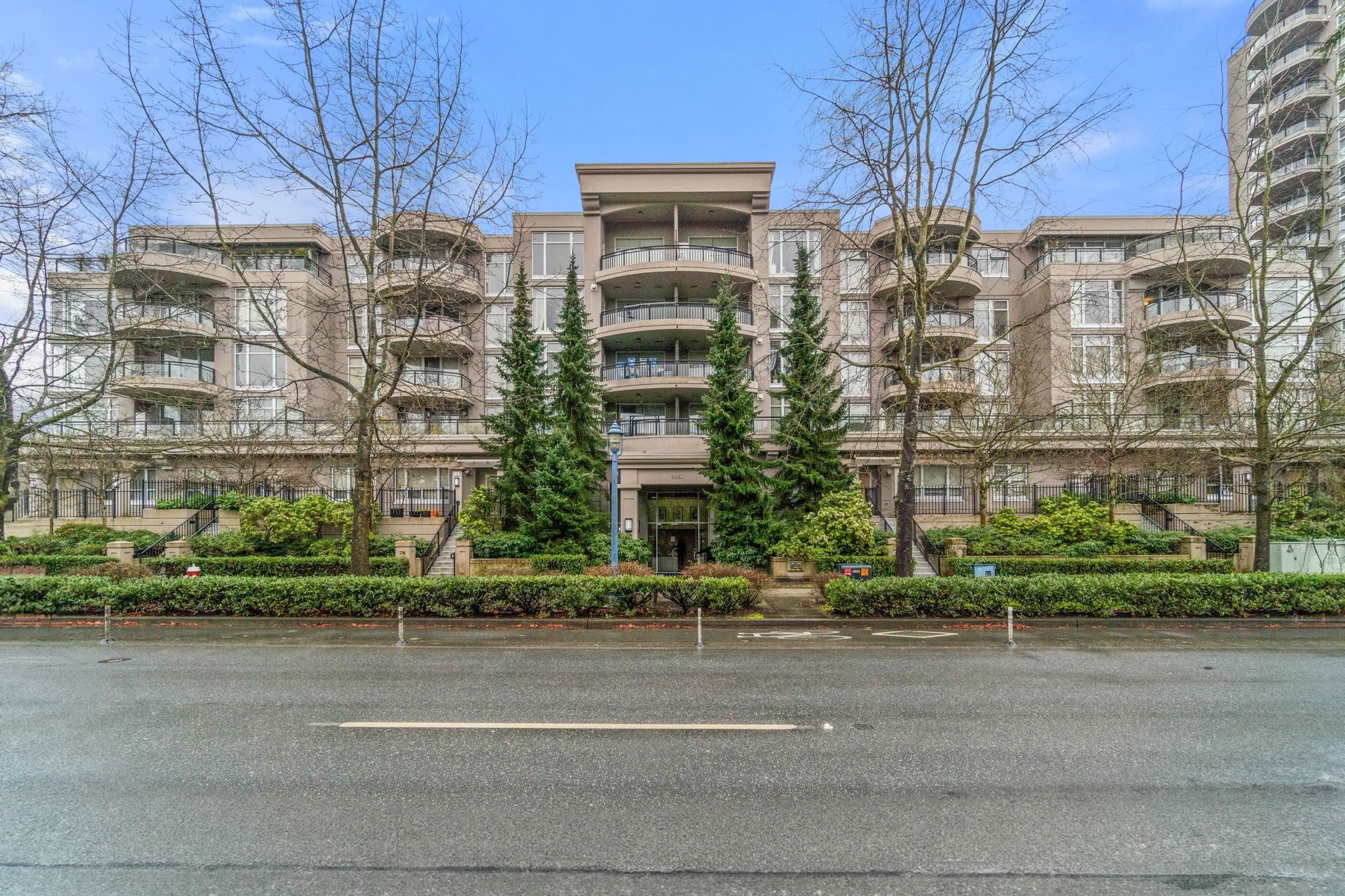 111 8480 GRANVILLE AVENUE, R3024359, BC,