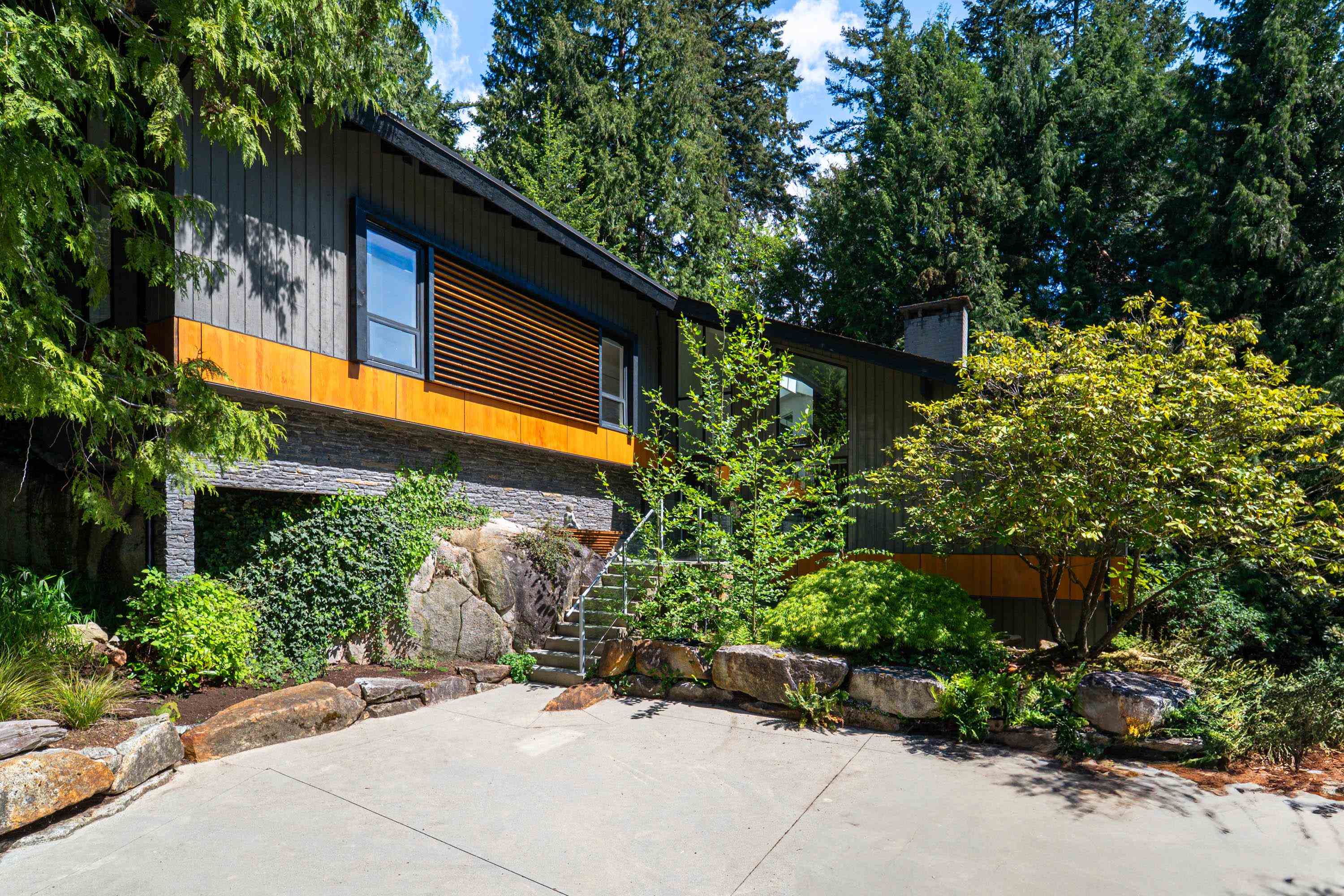 3985 BAYRIDGE AVENUE, West Vancouver BC V7V 3J6, R3024392, BC,