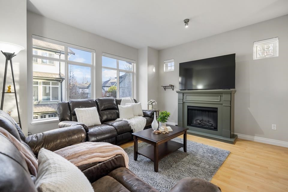 1 8726 159 STREET, R3024676, BC,