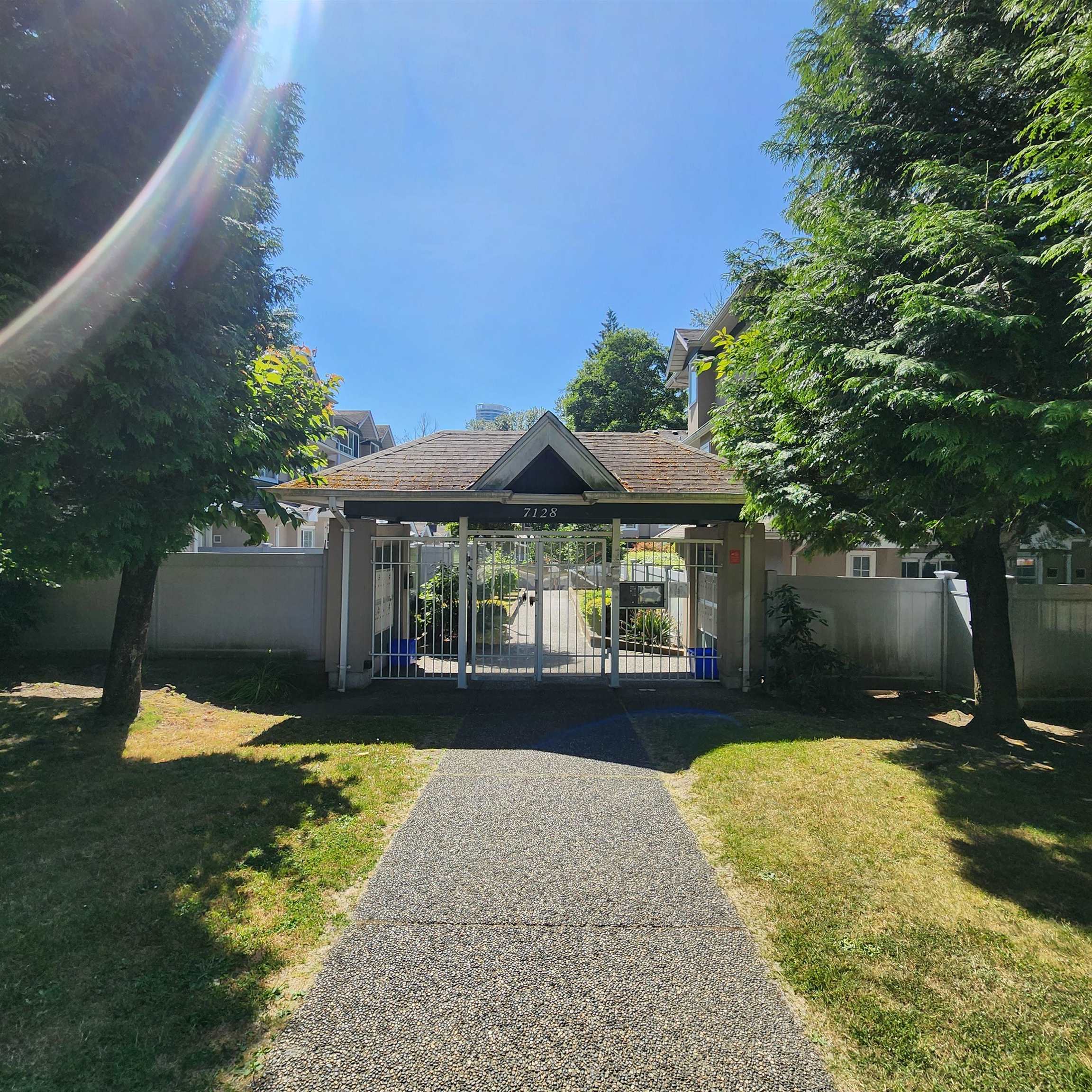 13 7128 18TH AVENUE, R3025023, BC,