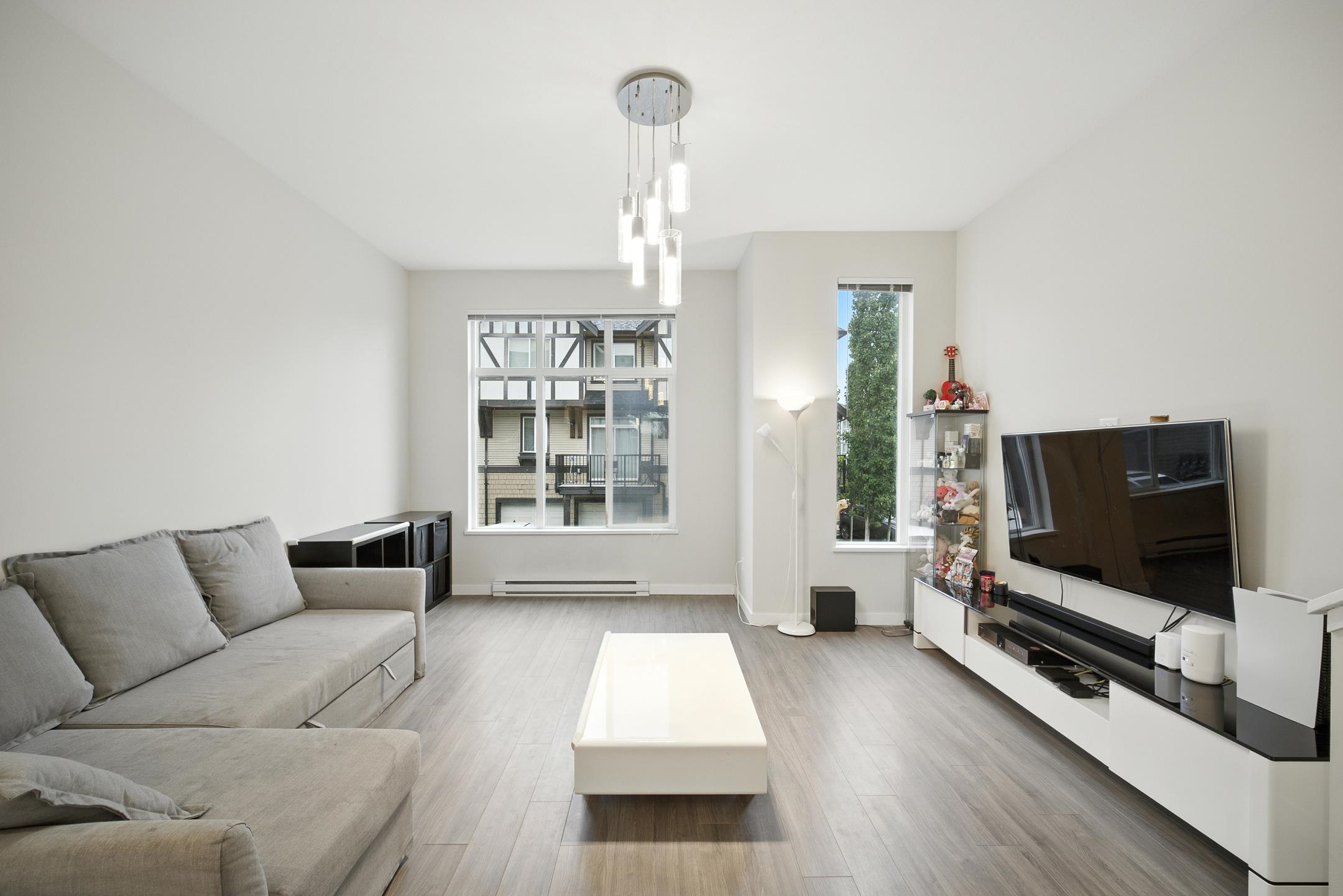 59 9728 ALEXANDRA ROAD, R3025039, BC,