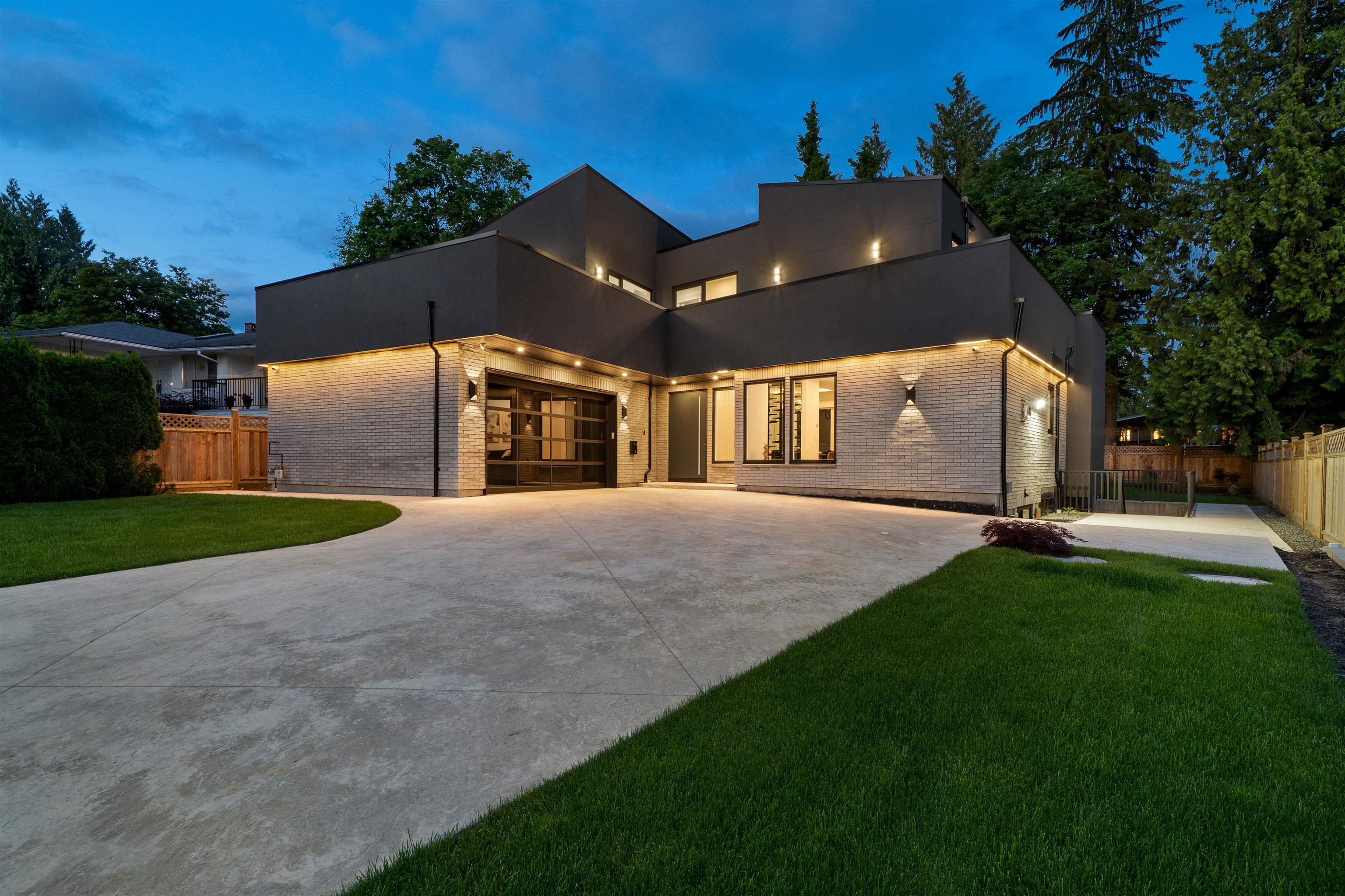 687 POPLAR STREET, Coquitlam BC V3J 3K7, R3025043, BC,