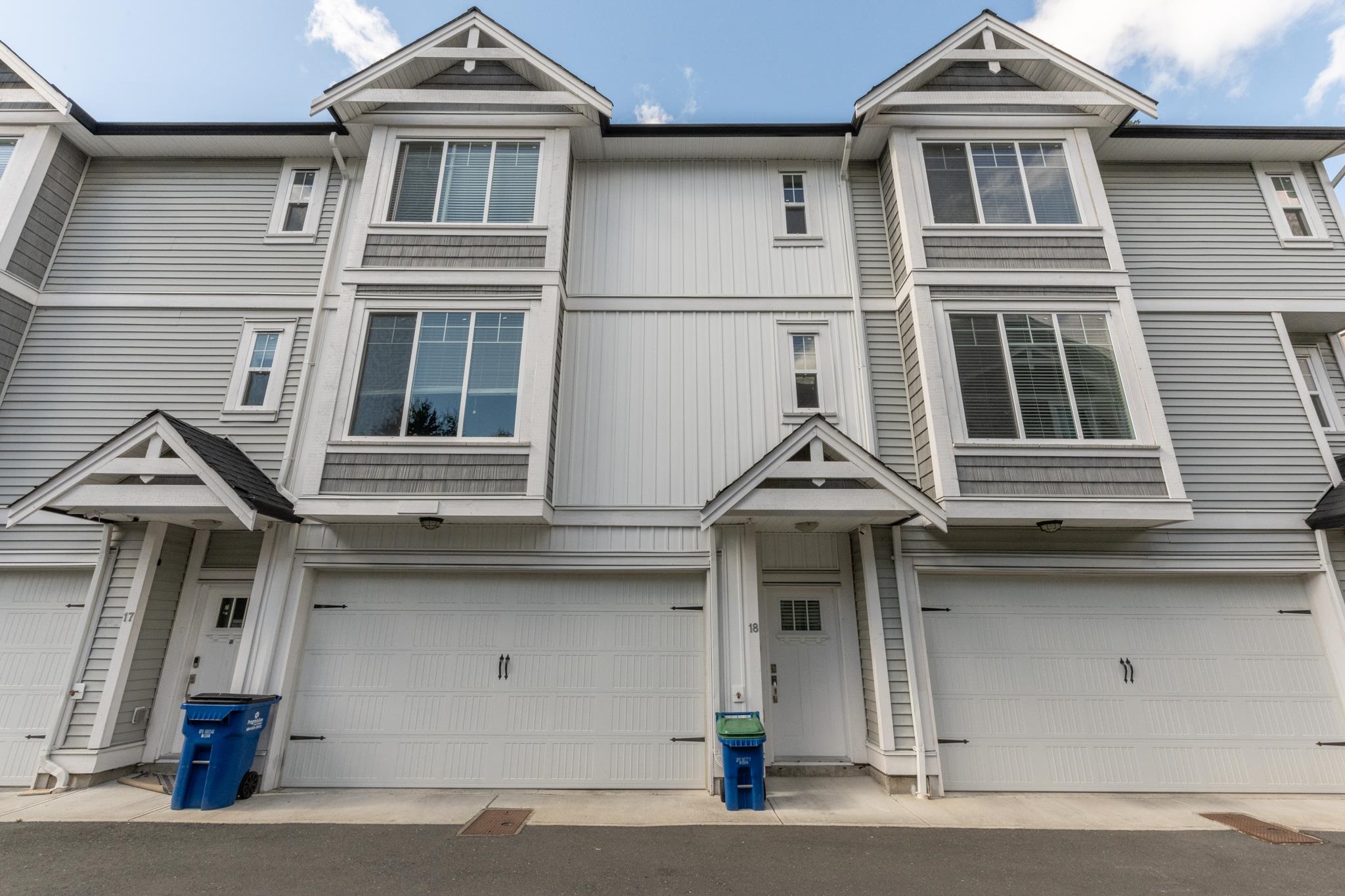 18 2832 CLEARBROOK ROAD, R3025192, BC,