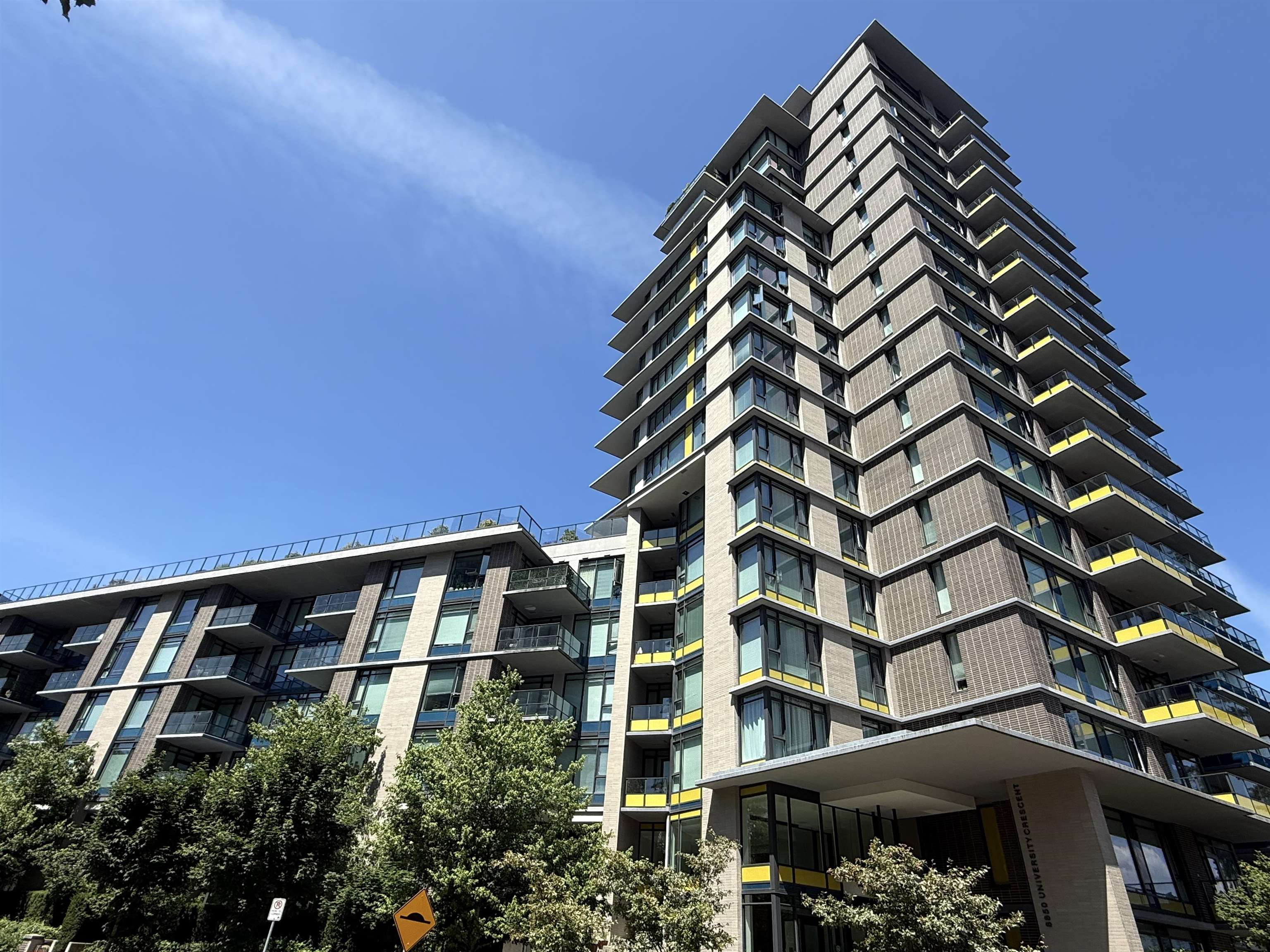 609 8850 UNIVERSITY CRESCENT, R3025201, BC,