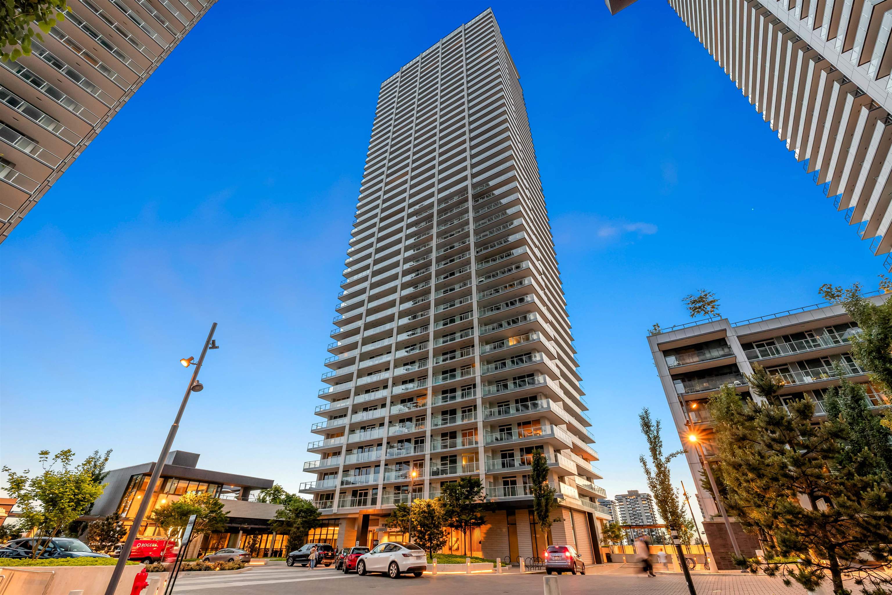 4110 3833 EVERGREEN PLACE, R3025285, BC,