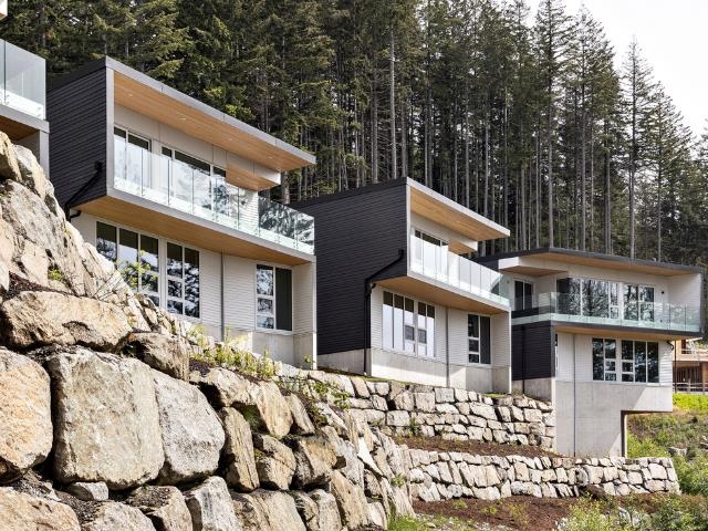3318 CHIPPENDALE ROAD, West Vancouver BC V7S 0B7, R3025594, BC,