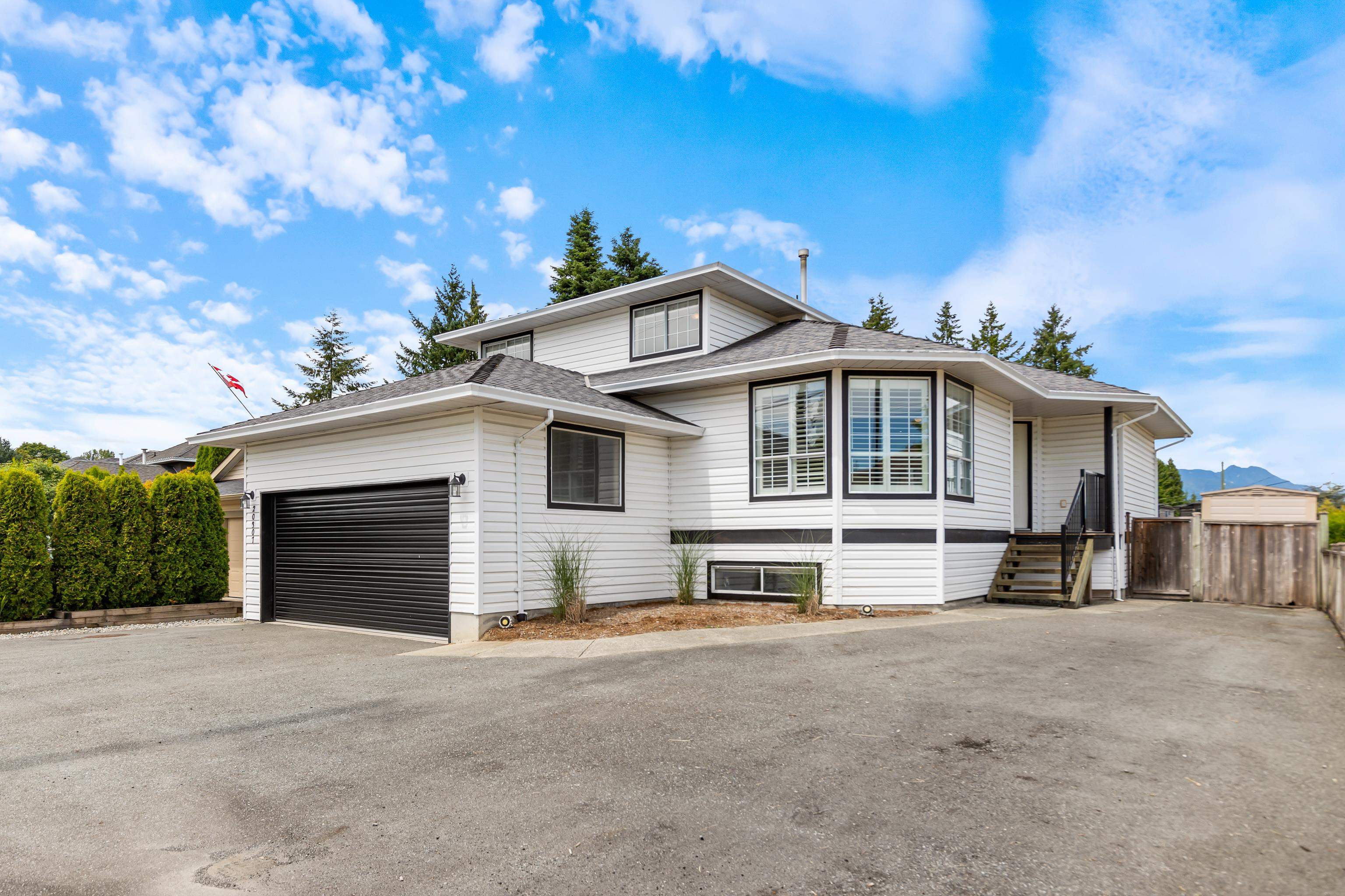 20307 TELEP AVENUE, Maple Ridge BC V2X 3Z2, R3025643, BC,