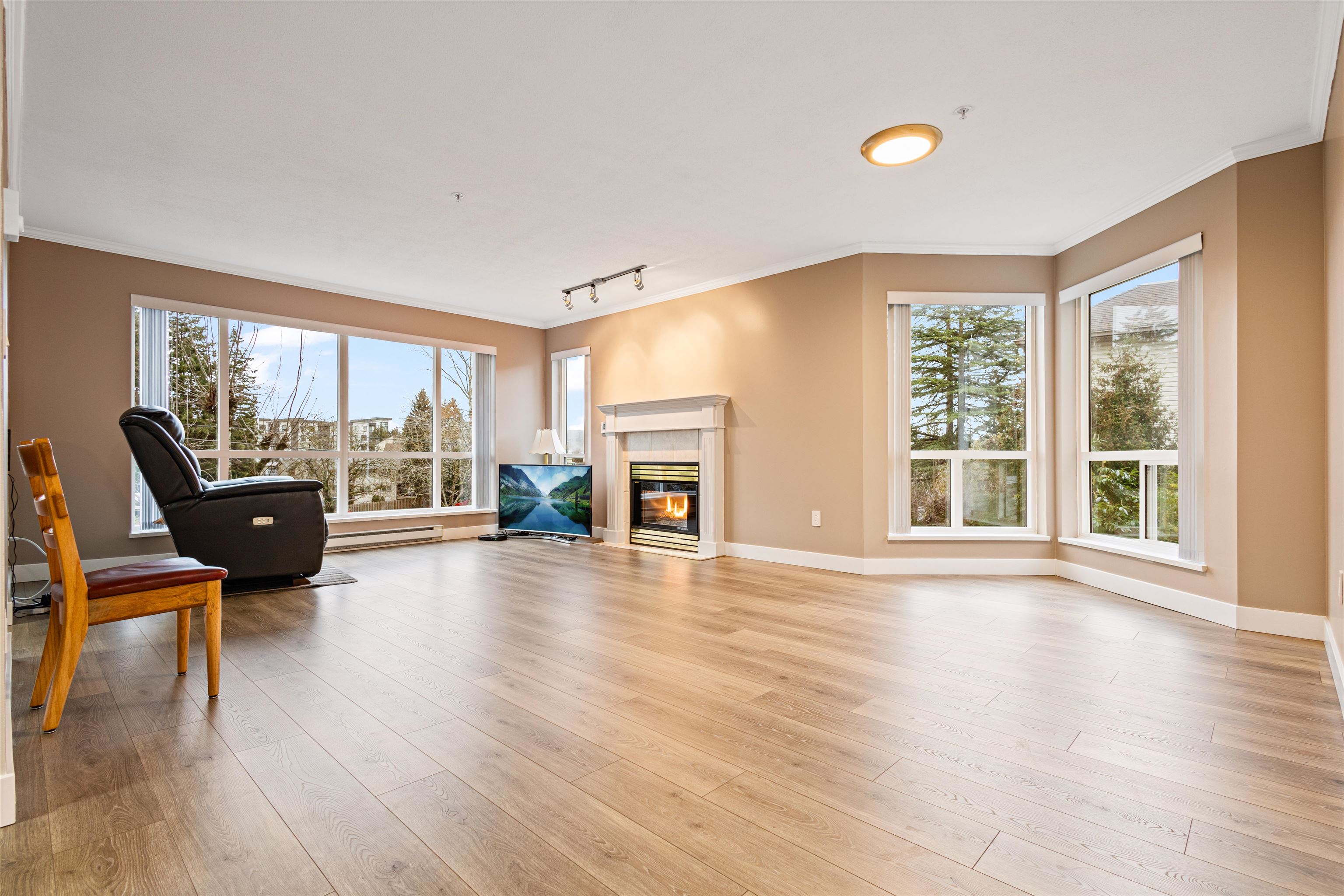 206 32120 MT WADDINGTON AVENUE, R3026089, BC,
