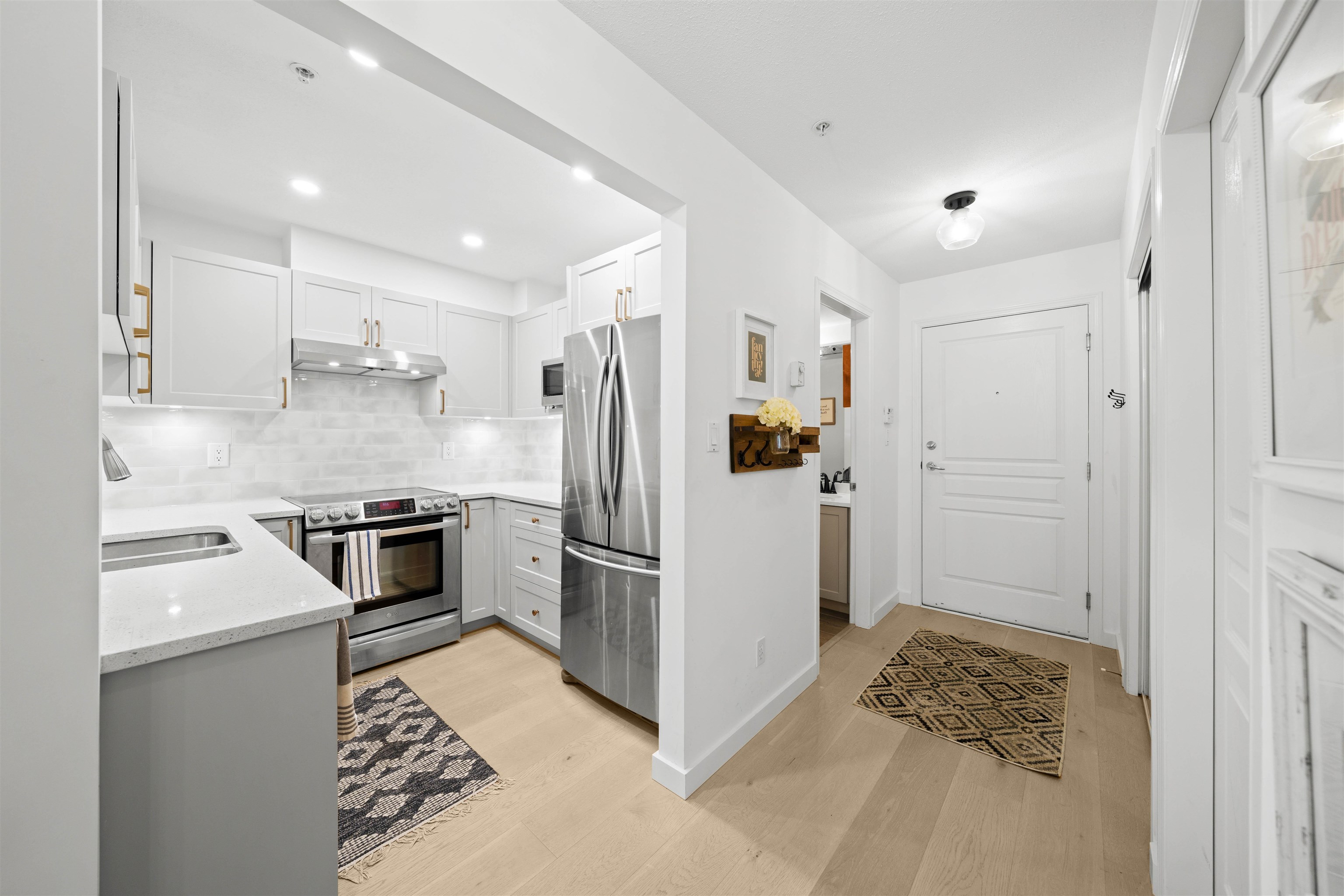 202 3333 4TH AVENUE, R3026398, BC,