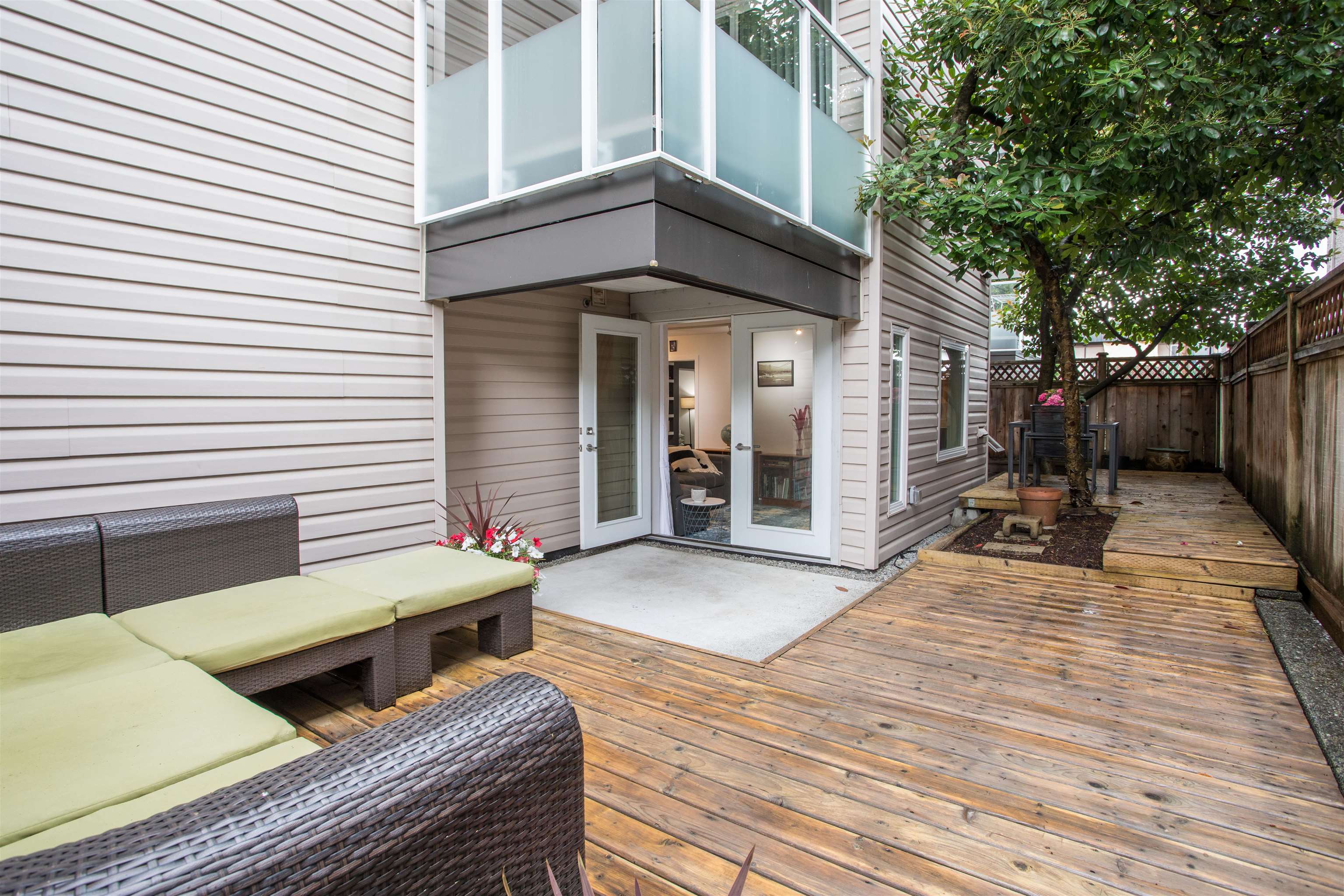 104 825 7TH AVENUE, R3026599, BC,