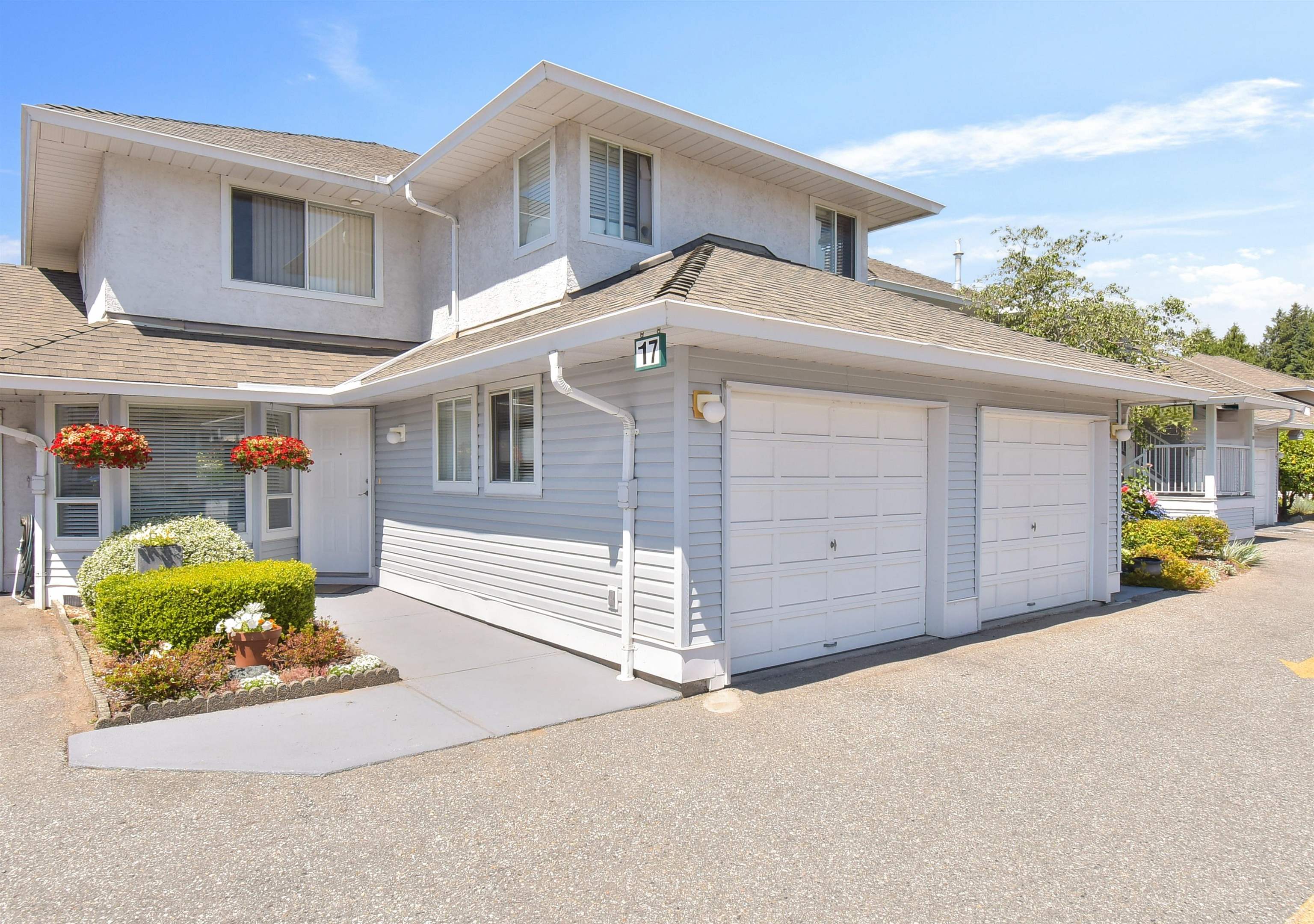 17 2475 EMERSON STREET, R3026624, BC,