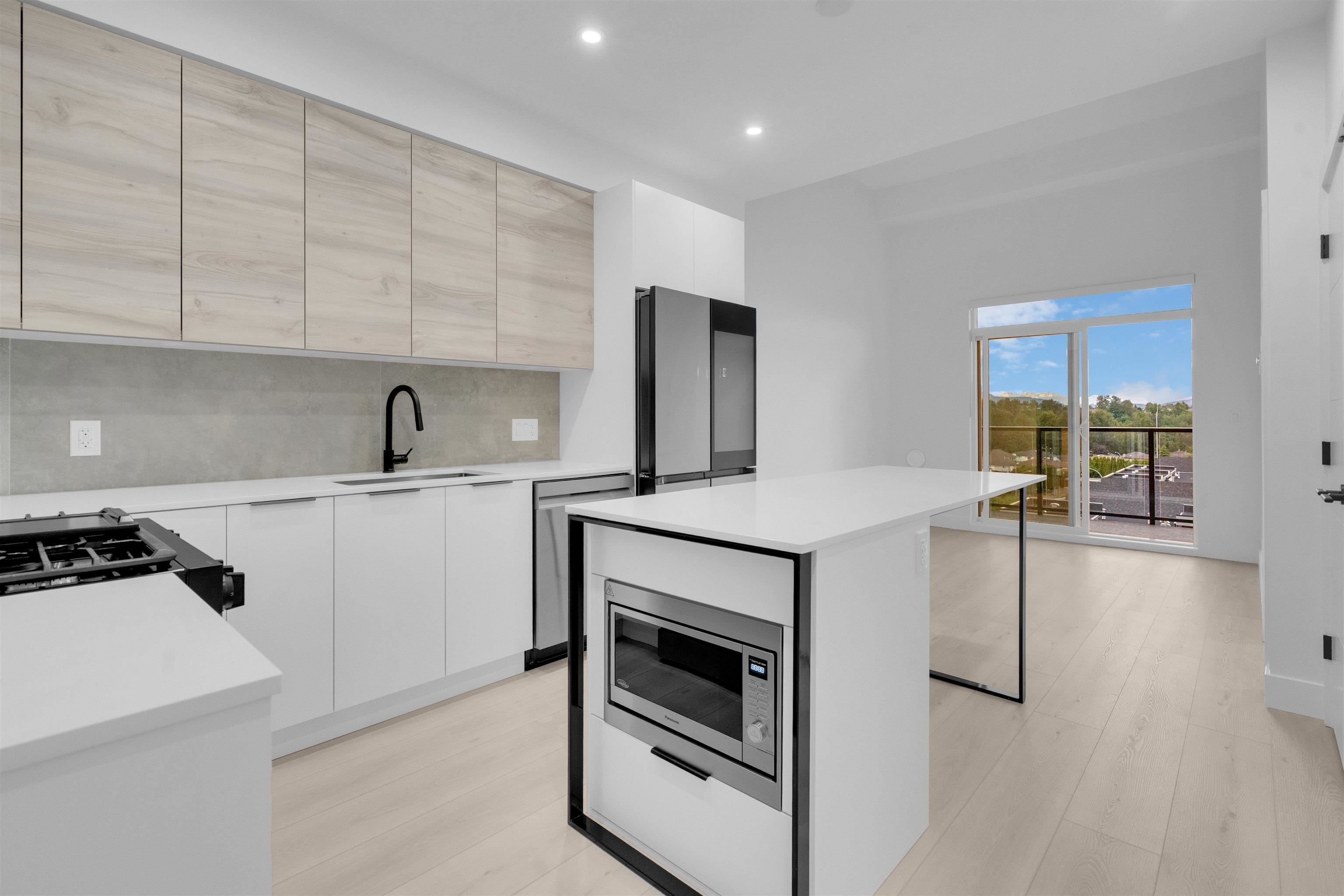 608 30490 CARDINAL AVENUE, R3026640, BC,