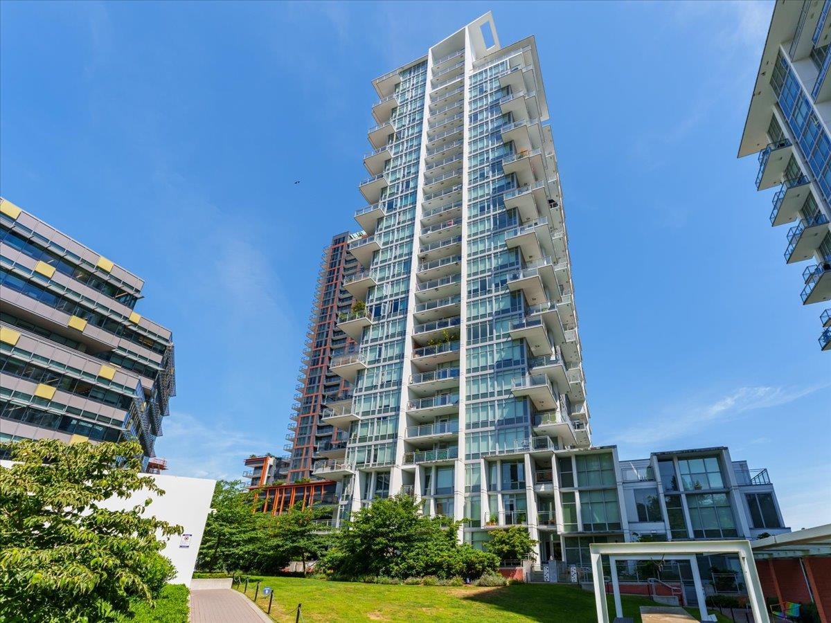 1407 258 NELSON'S COURT, R3026719, BC,