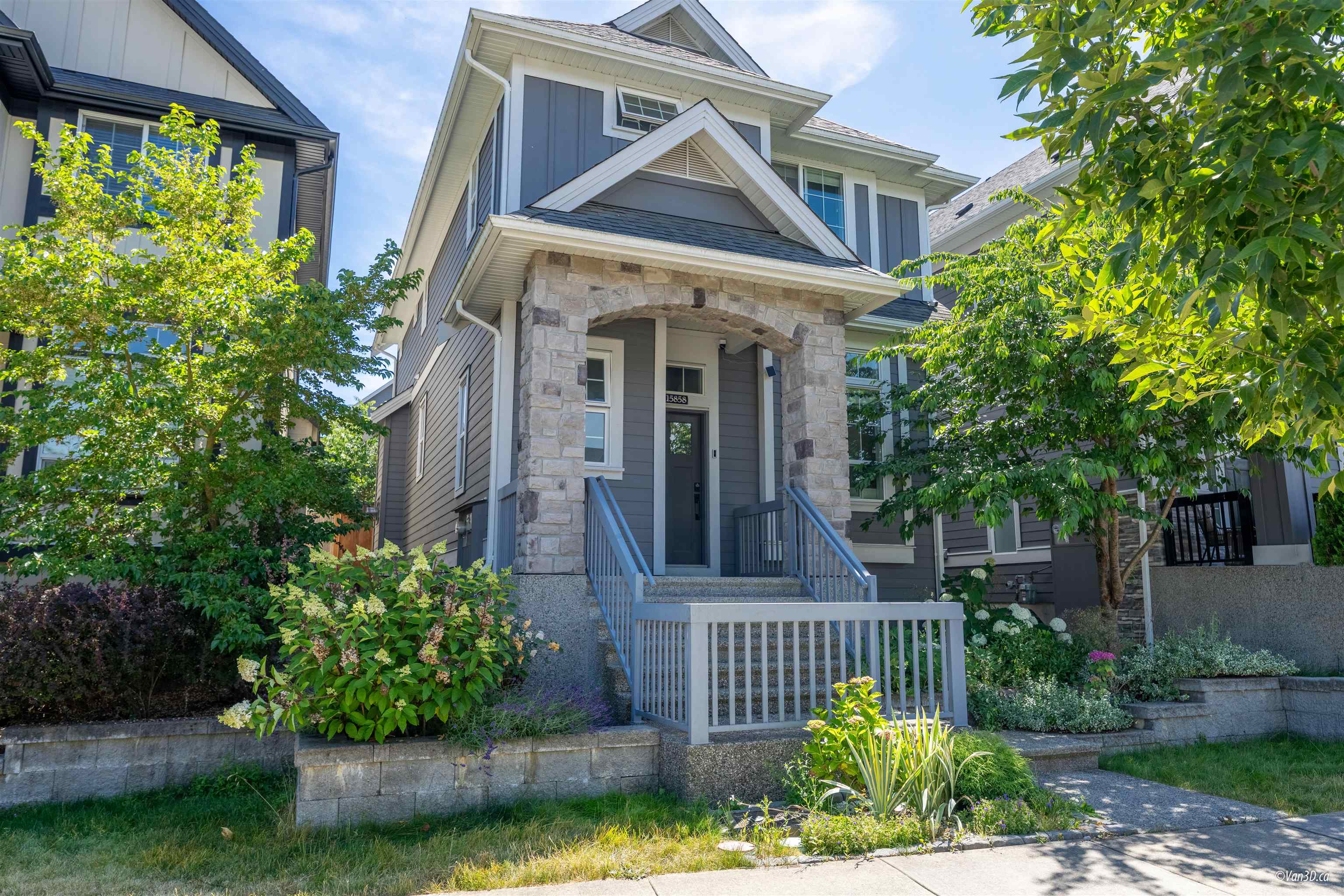 15858 29A AVENUE, Surrey BC V3Z 0N4, R3026784, BC,