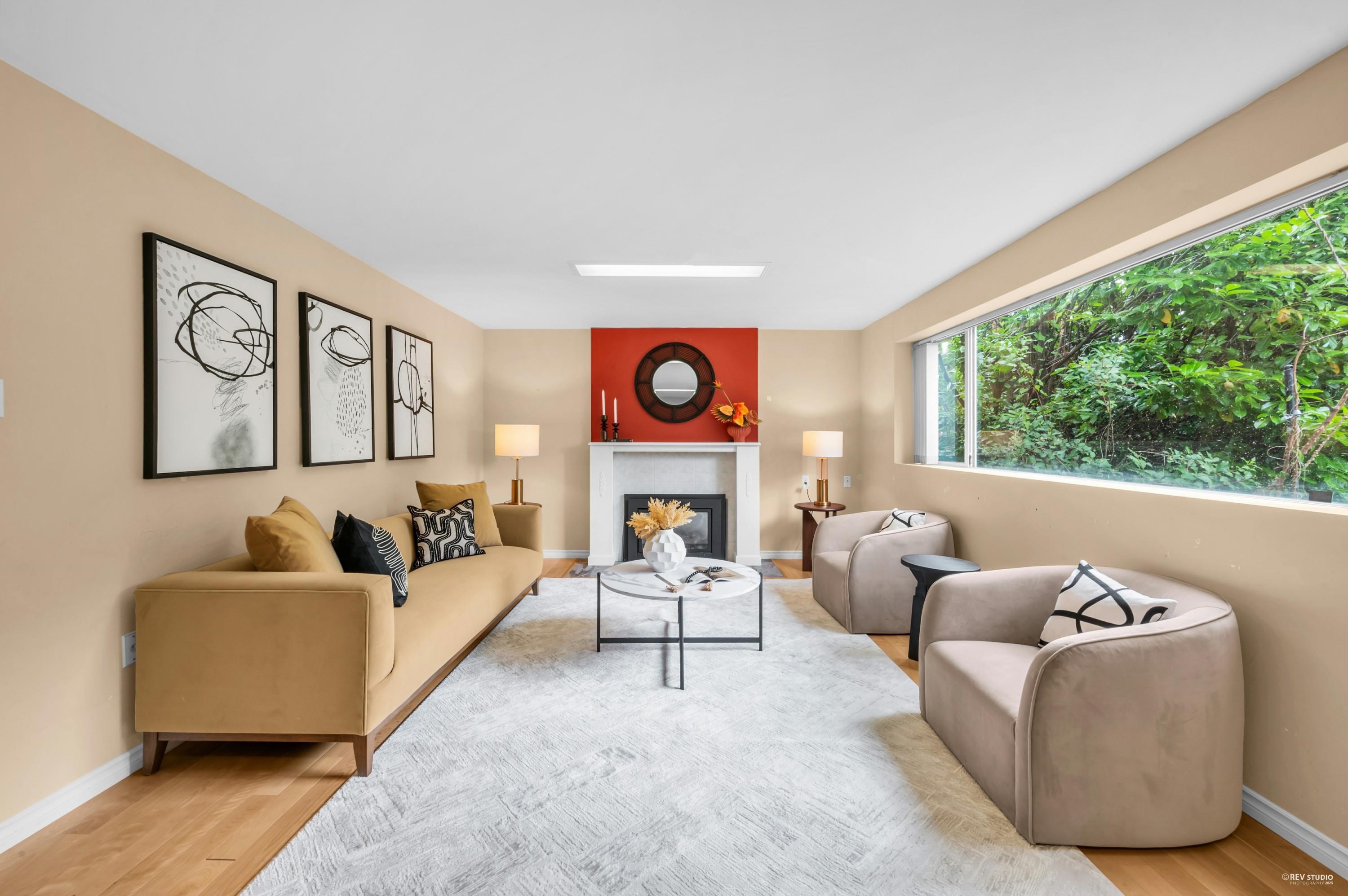 2705 HENRY STREET, Port Moody BC V3H 2J8, R3026800, BC,