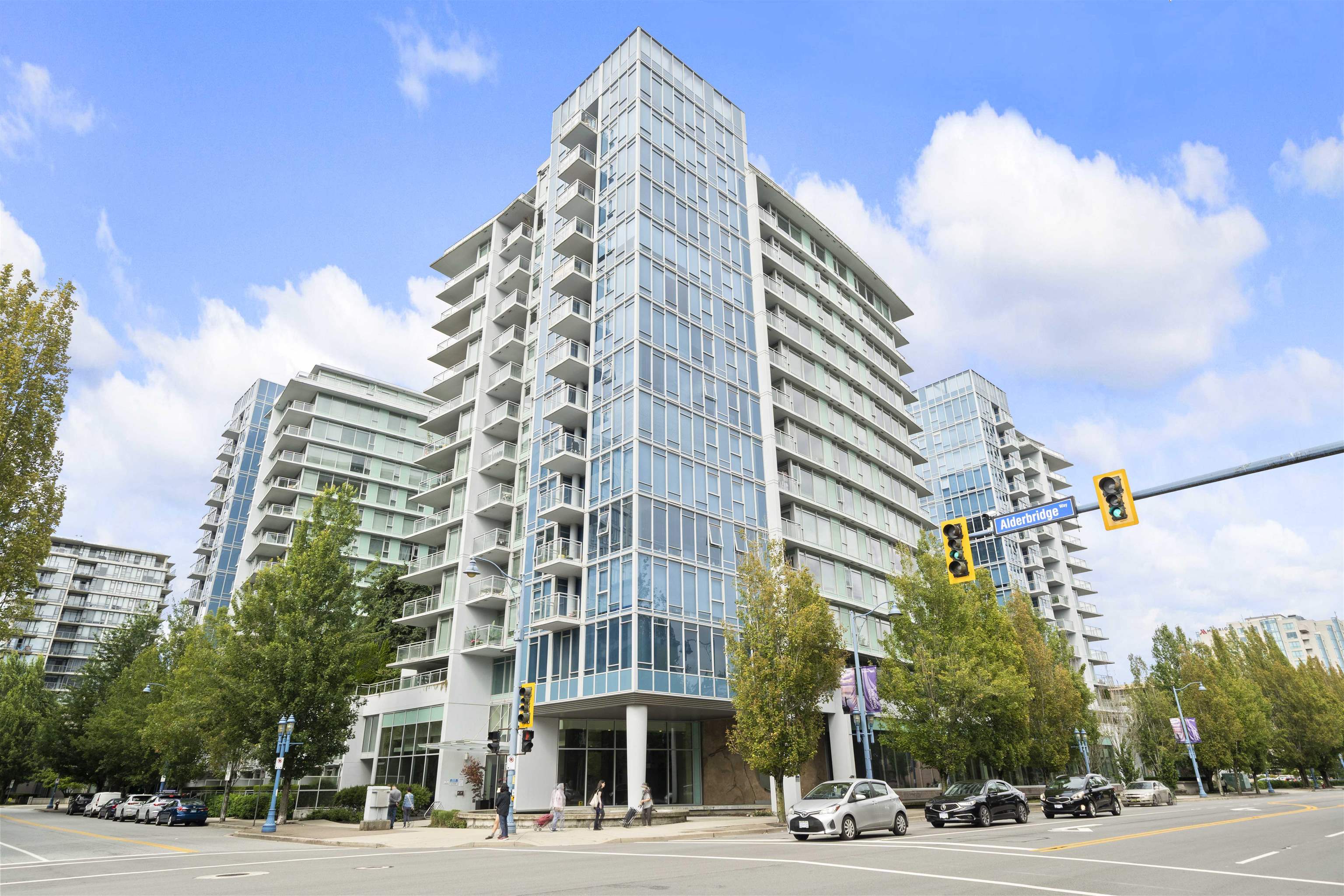 601 7371 WESTMINSTER HIGHWAY, R3026879, BC,