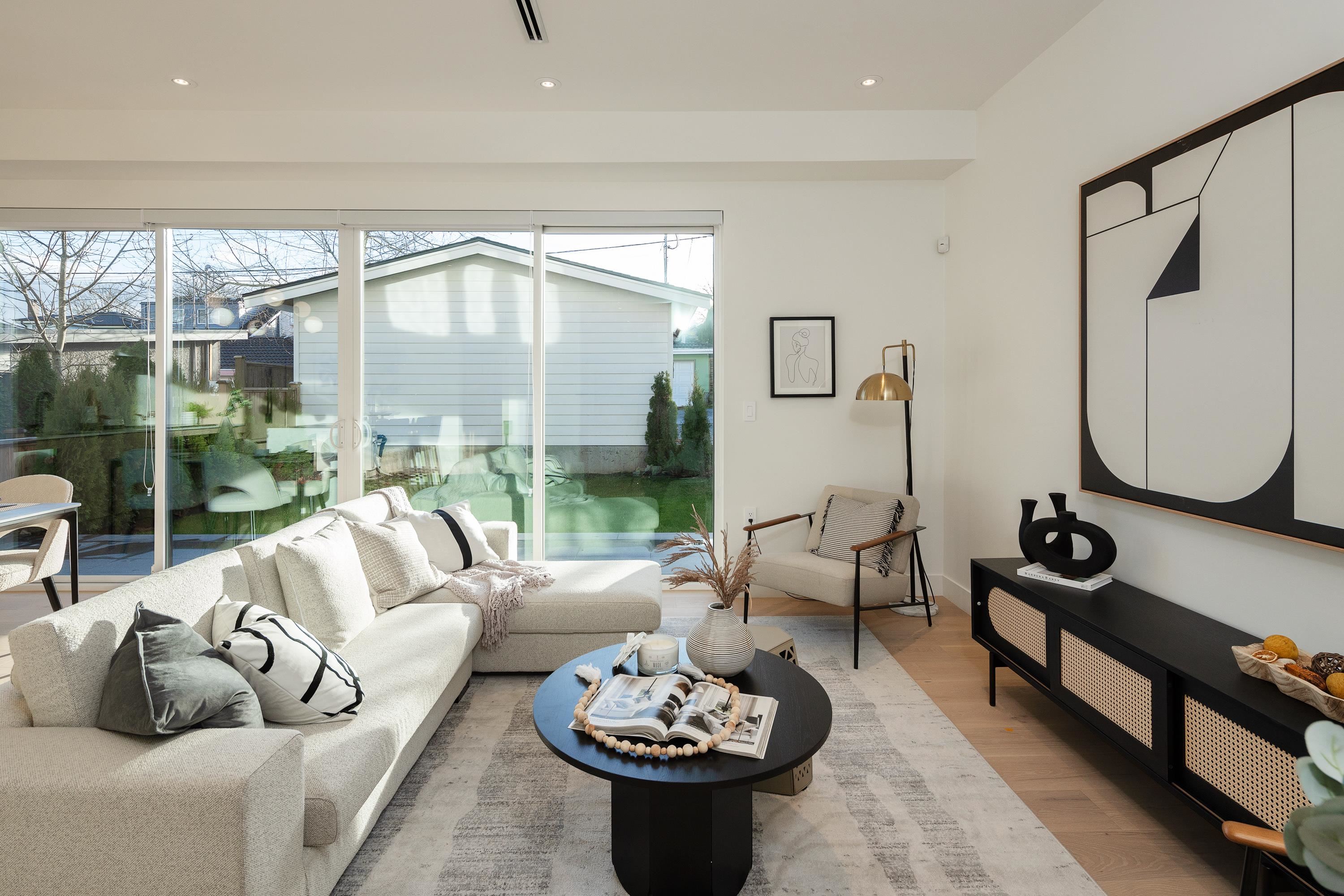 32 E 37TH AVENUE, Vancouver BC V5W 1E2, R3026955, BC,
