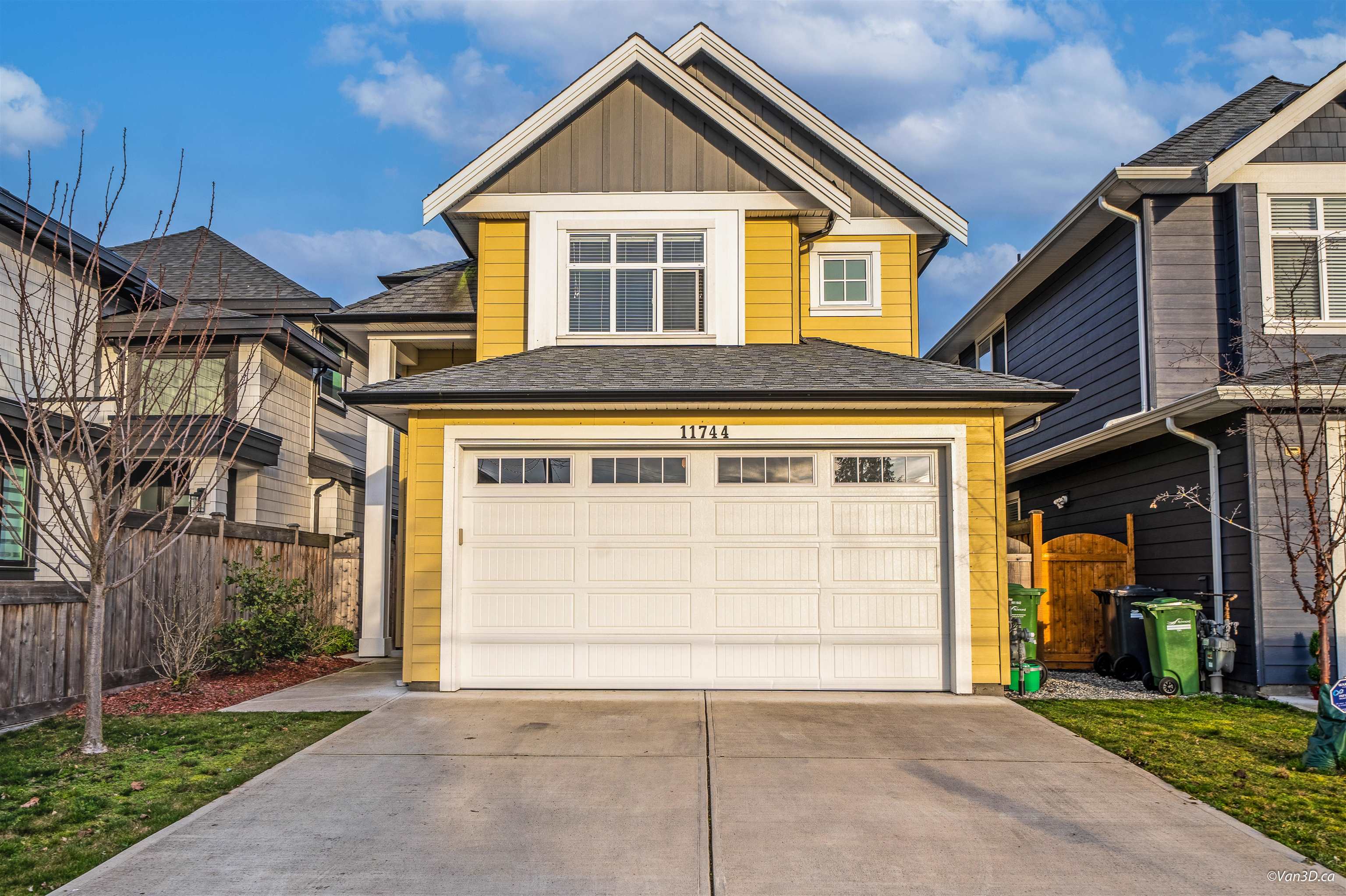 11744 4TH AVENUE, Richmond BC V7E 3H4, R3027035, BC,