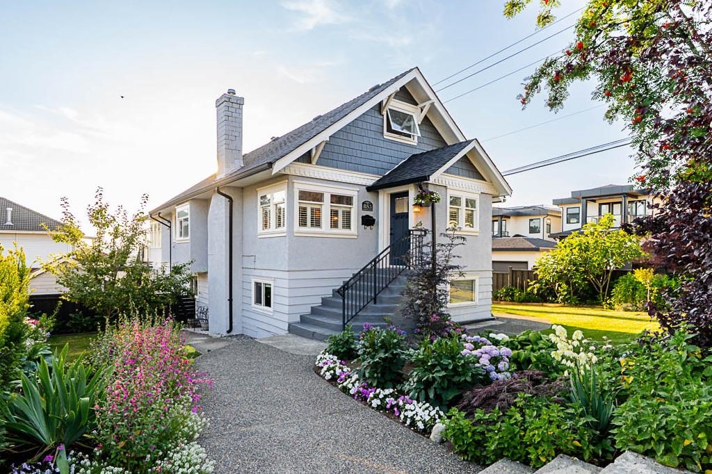 853 GILMORE AVENUE, Burnaby BC V5C 4R9, R3027090, BC,