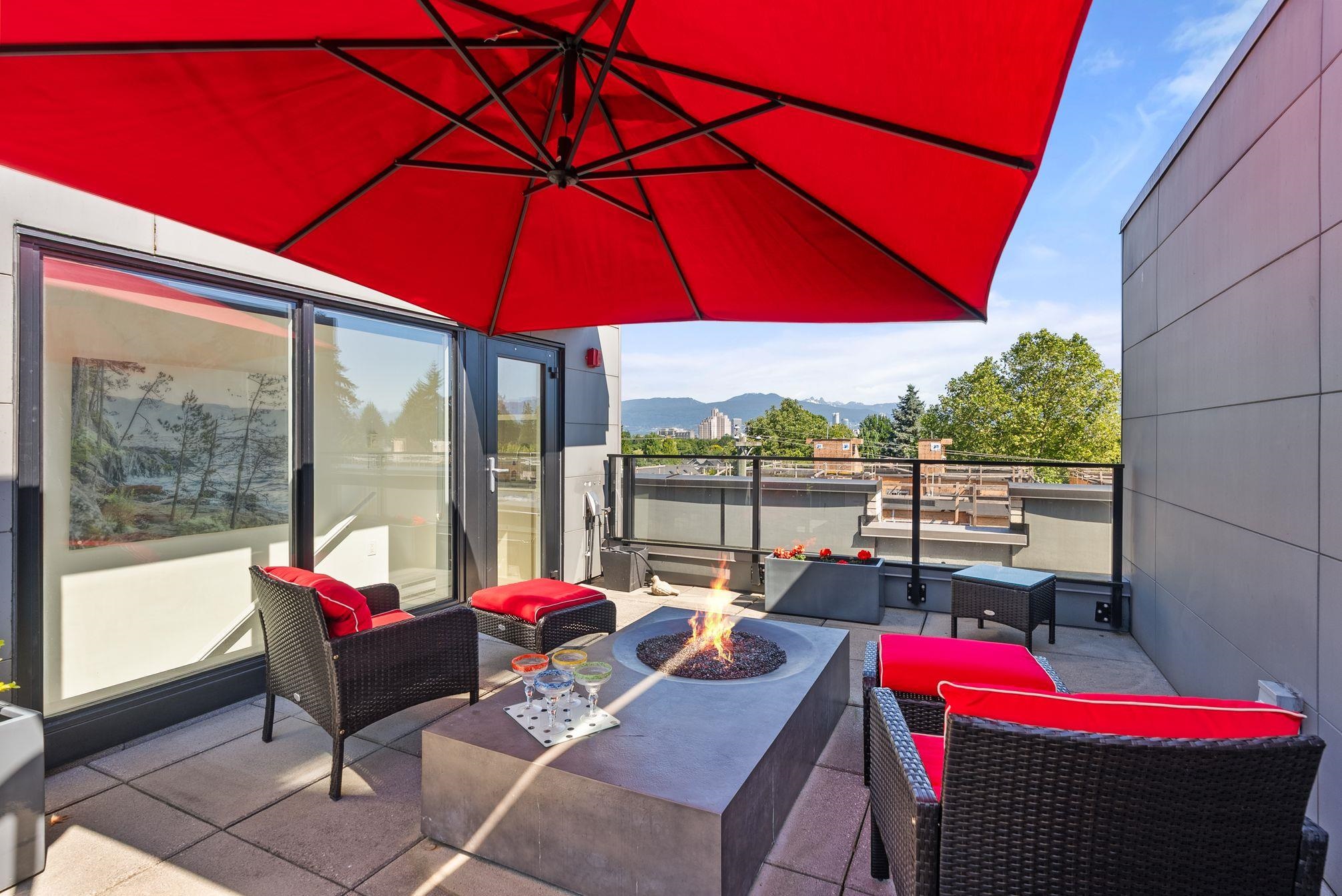 2 4050 ASH STREET, R3027113, BC,