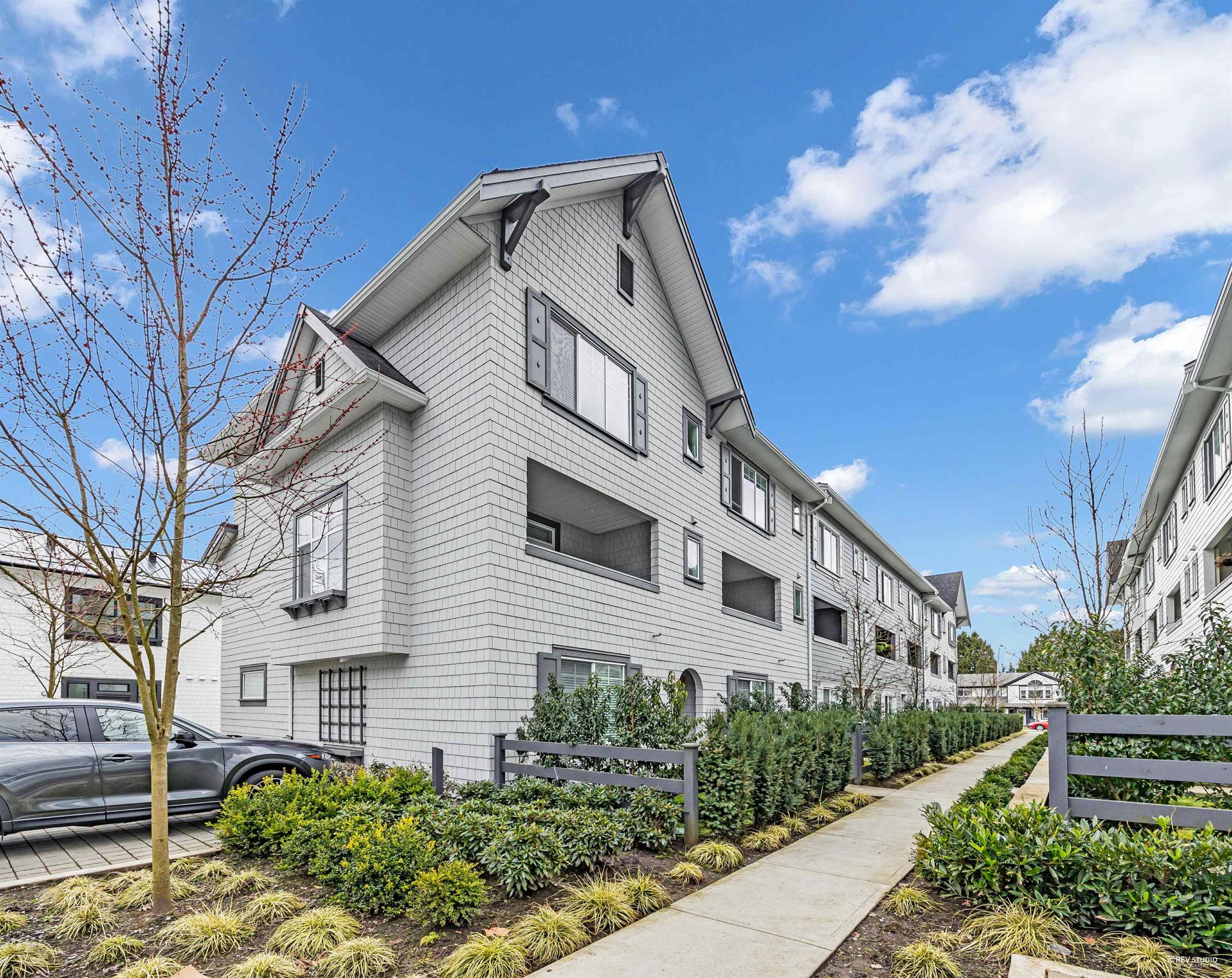 72 15487 99A AVENUE, R3027150, BC,