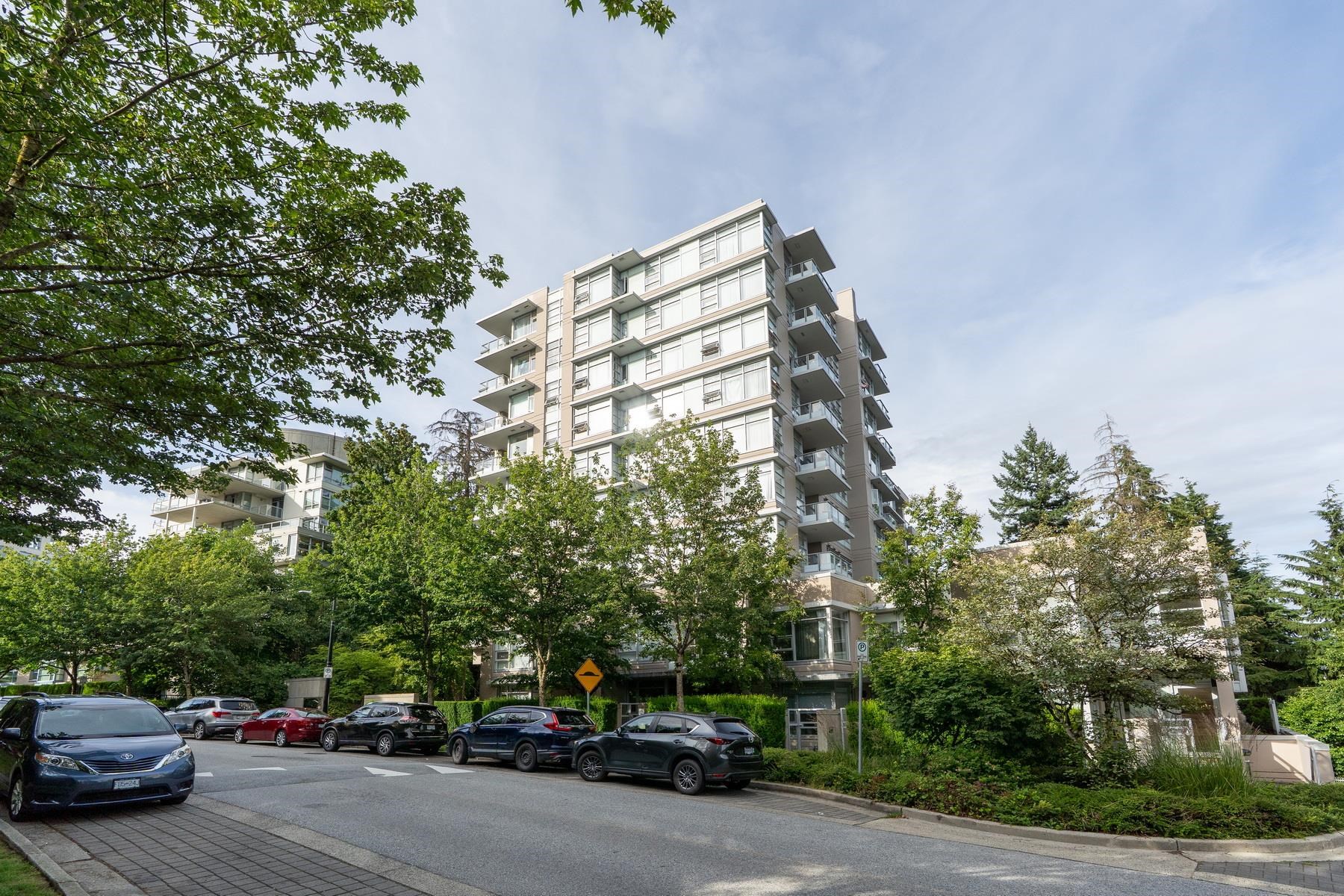 710 9266 UNIVERSITY CRESCENT, R3027158, BC,