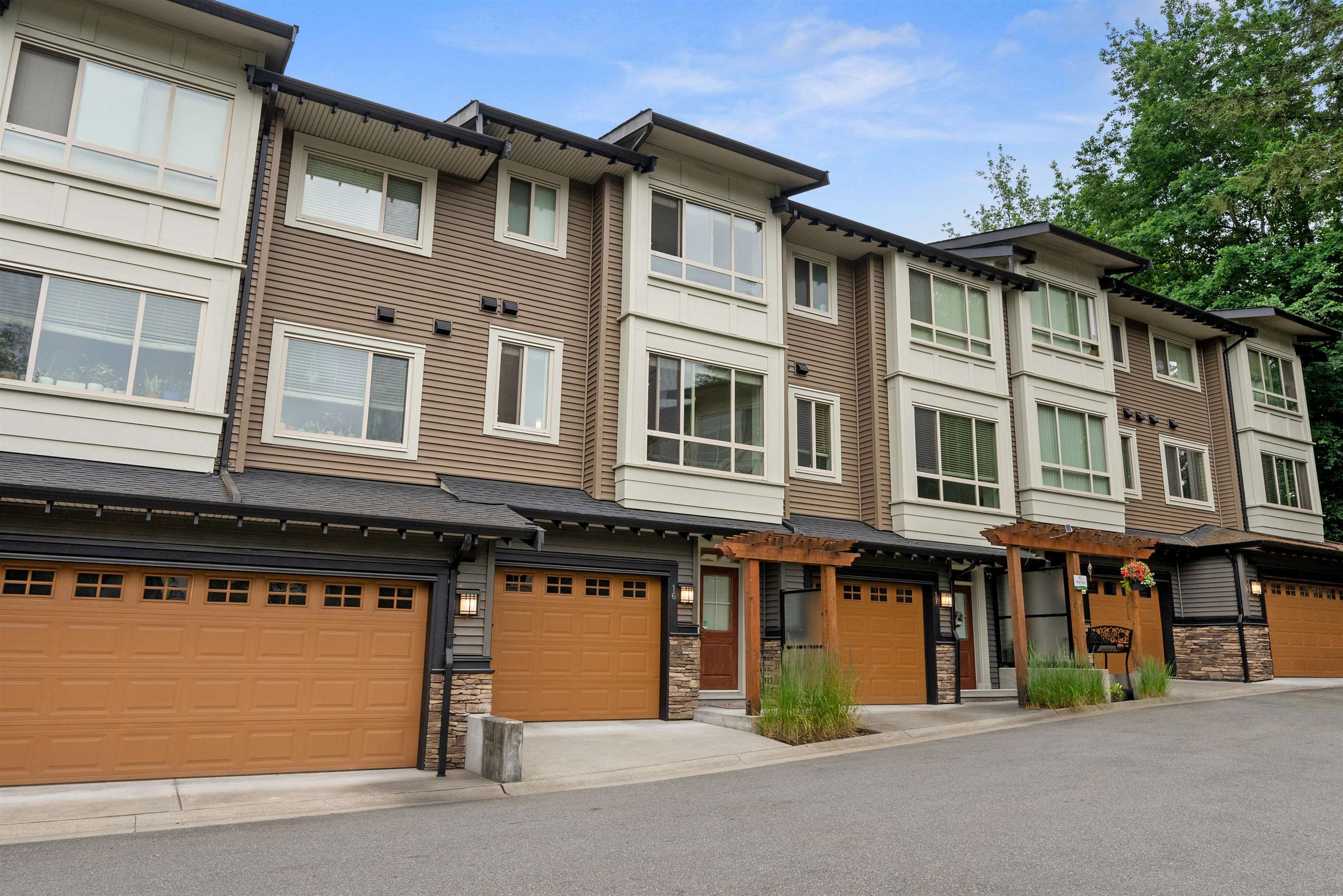 16 23986 104 AVENUE, R3027174, BC,