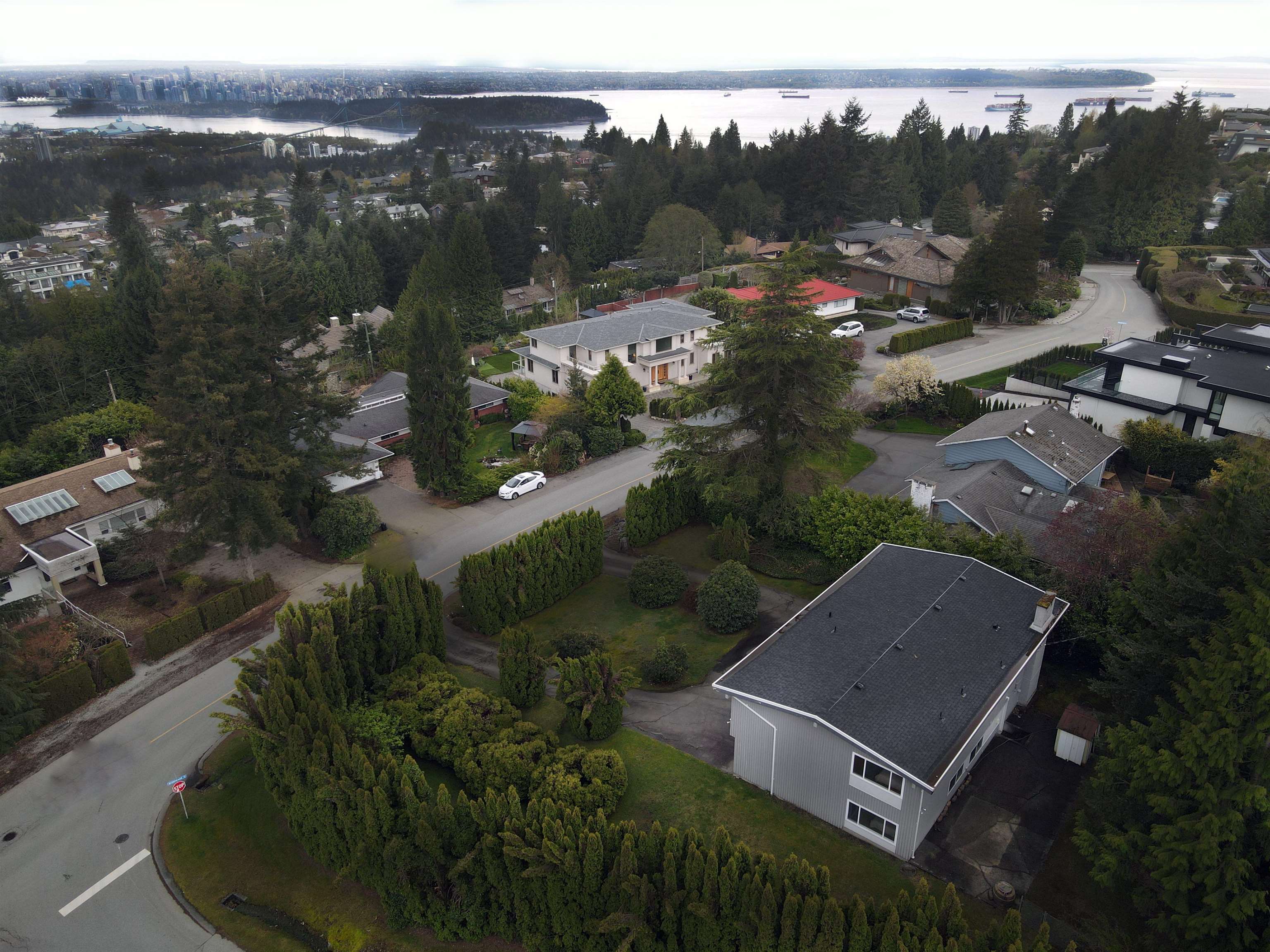 905 GREENWOOD ROAD, West Vancouver BC V7S 1X9, R3027198, BC,