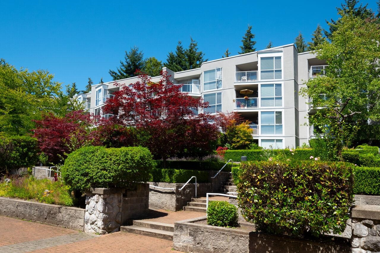 111 8460 JELLICOE STREET, R3027293, BC,