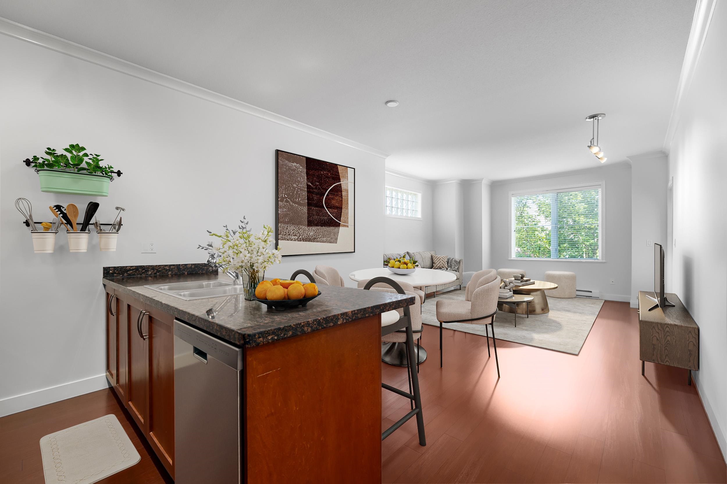 210 1375 VIEW CRESCENT, R3027323, BC,