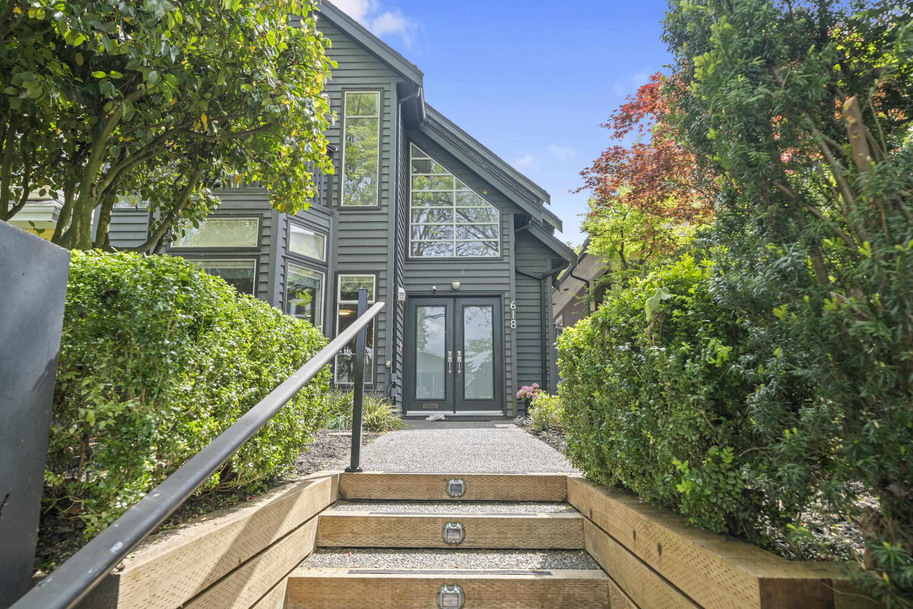 618 W 17TH AVENUE, Vancouver BC V5Z 1T8, R3027345, BC,