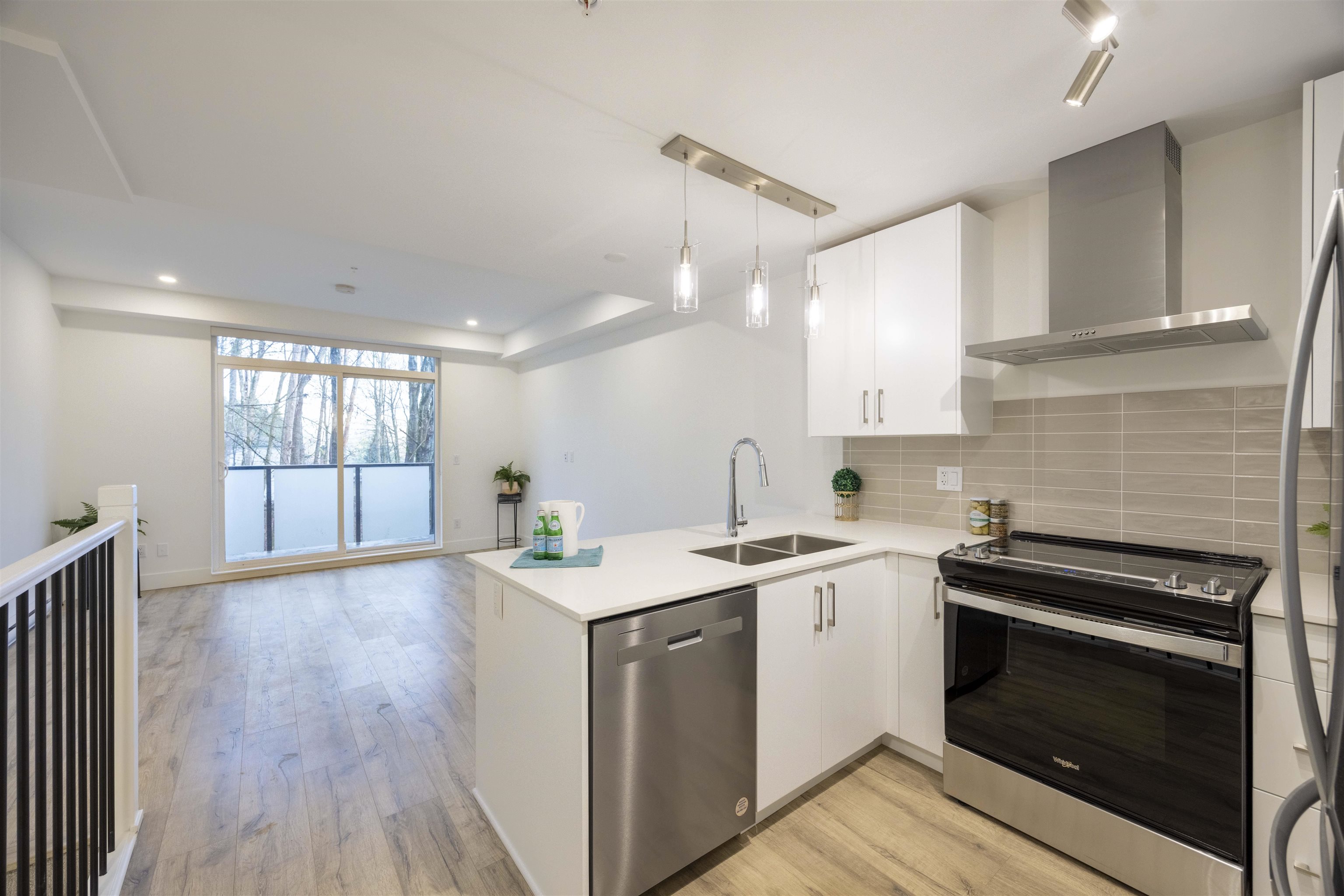 37 6328 KING GEORGE BOULEVARD, R3027431, BC,