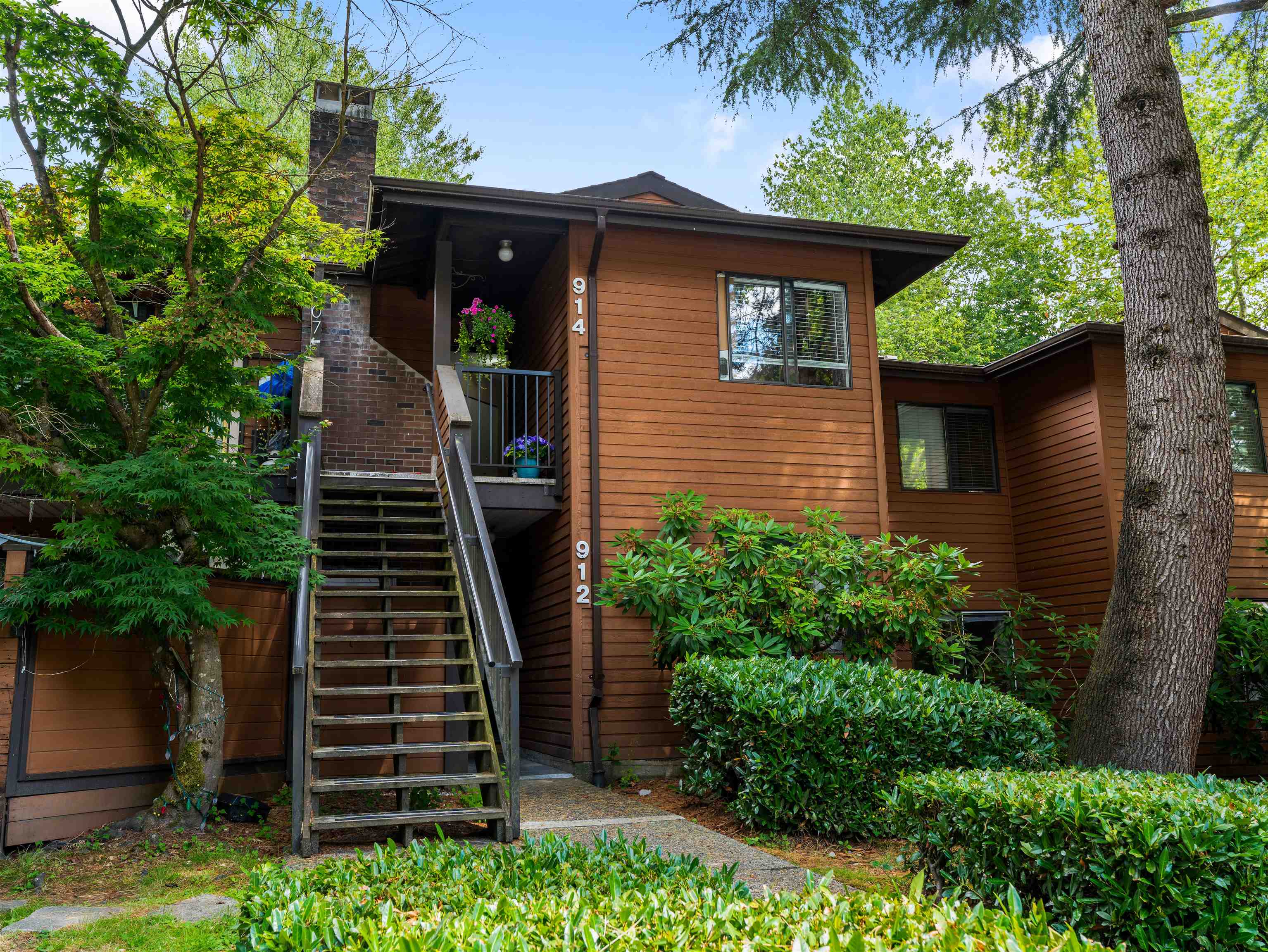 914 10620 150 STREET, R3027475, BC,