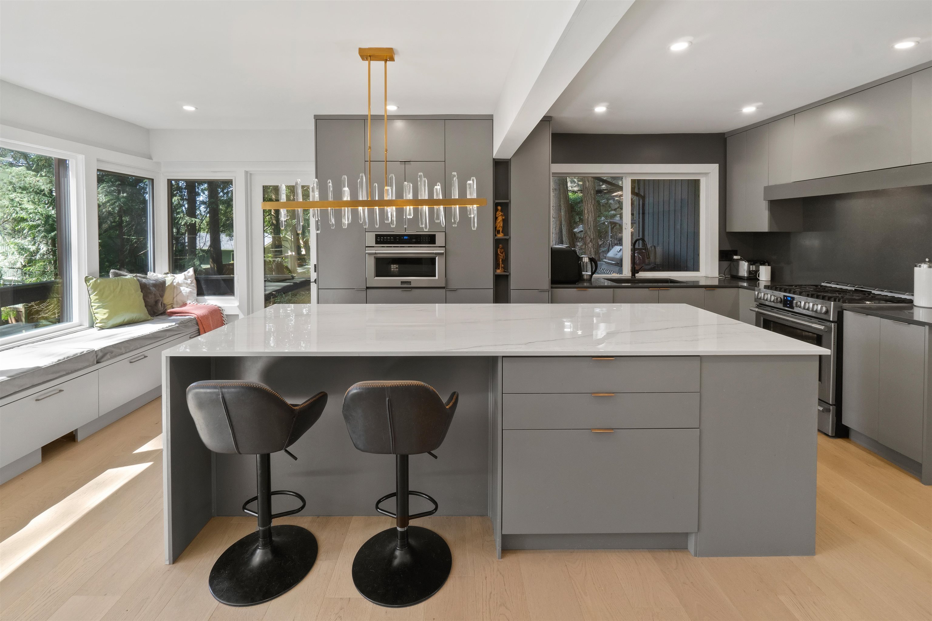 615 E KINGS ROAD, North Vancouver BC V7N 1J4, R3027494, BC,
