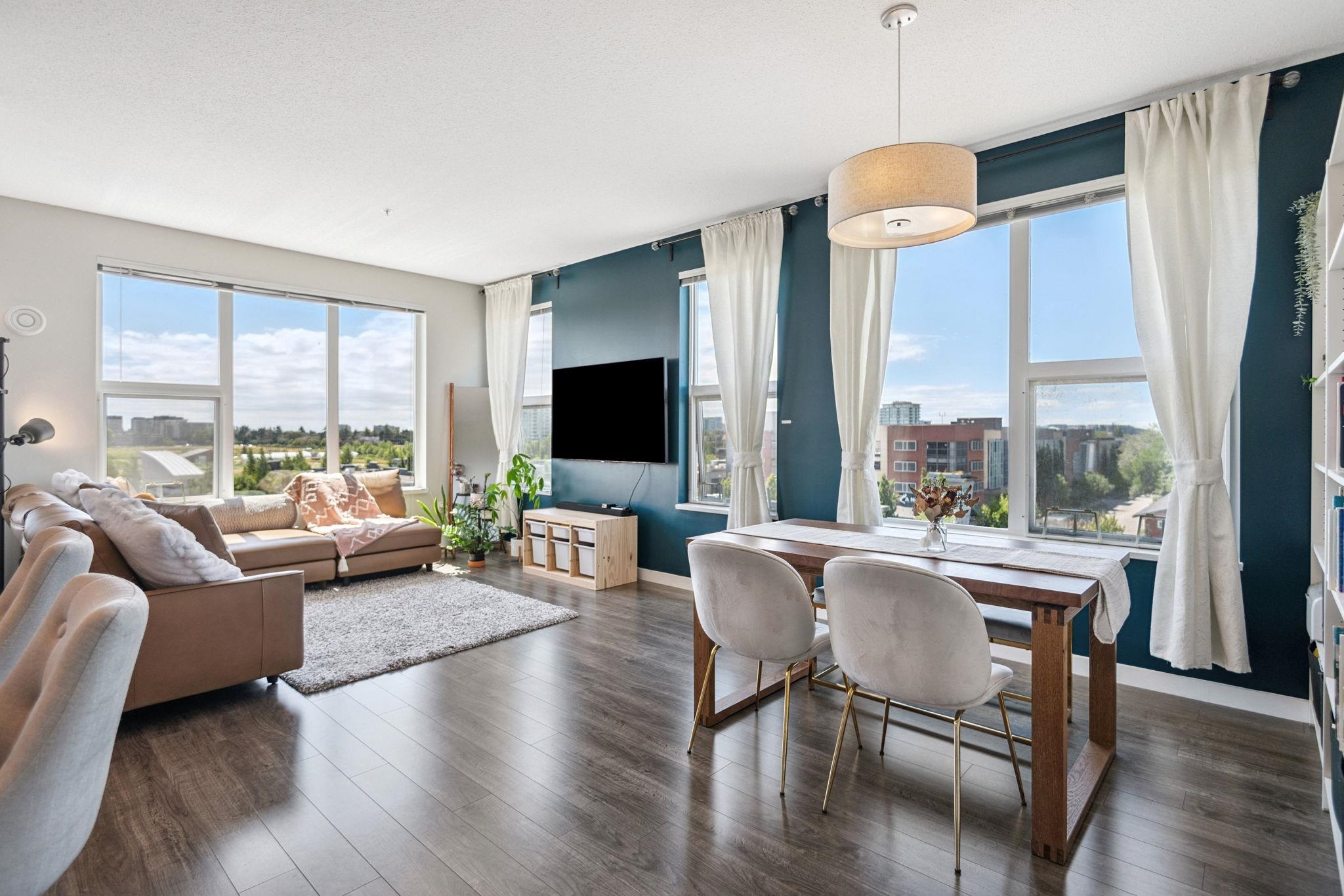 523 9311 ALEXANDRA ROAD, R3027529, BC,